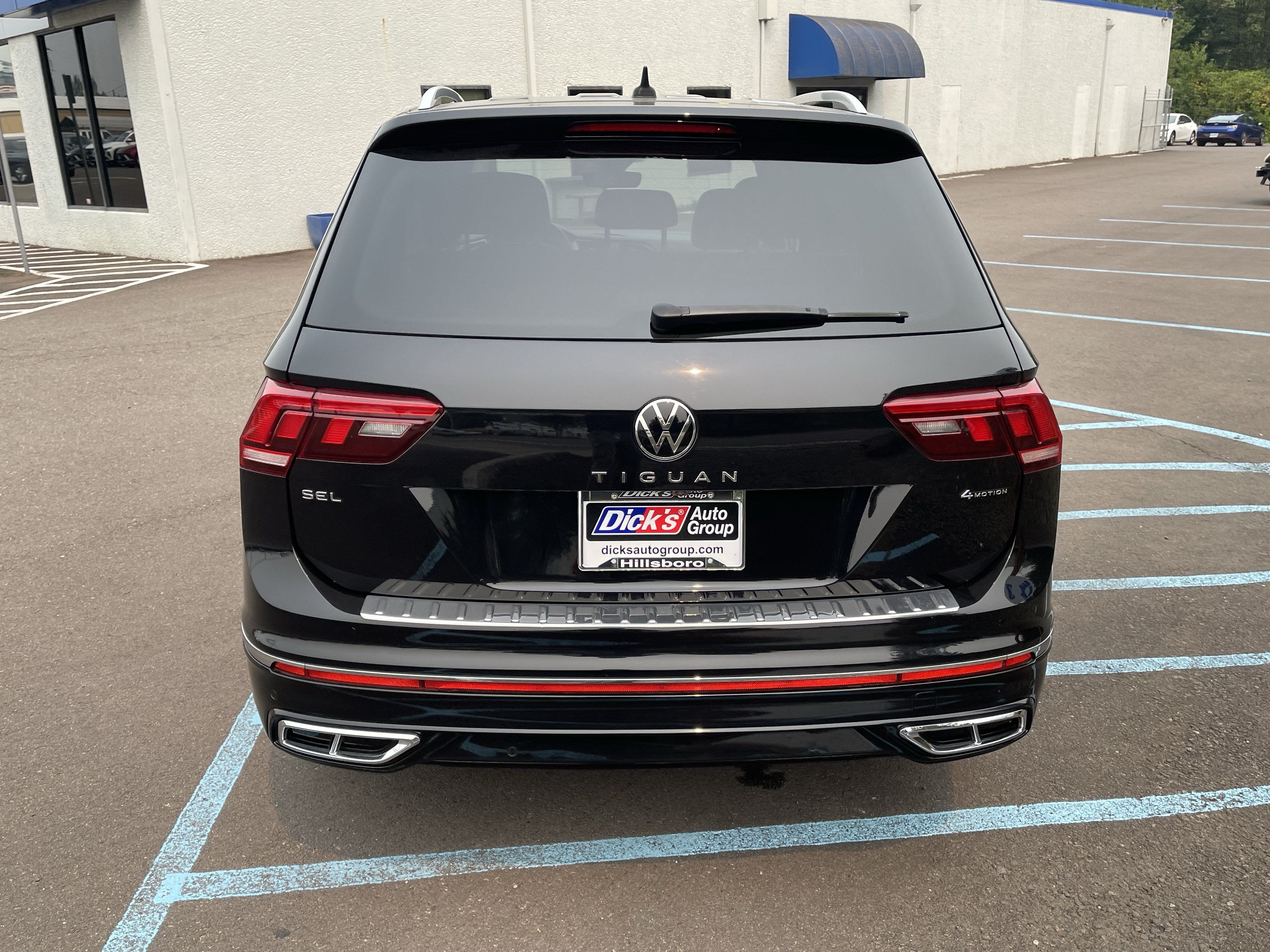 2022 Volkswagen Tiguan SEL R-Line