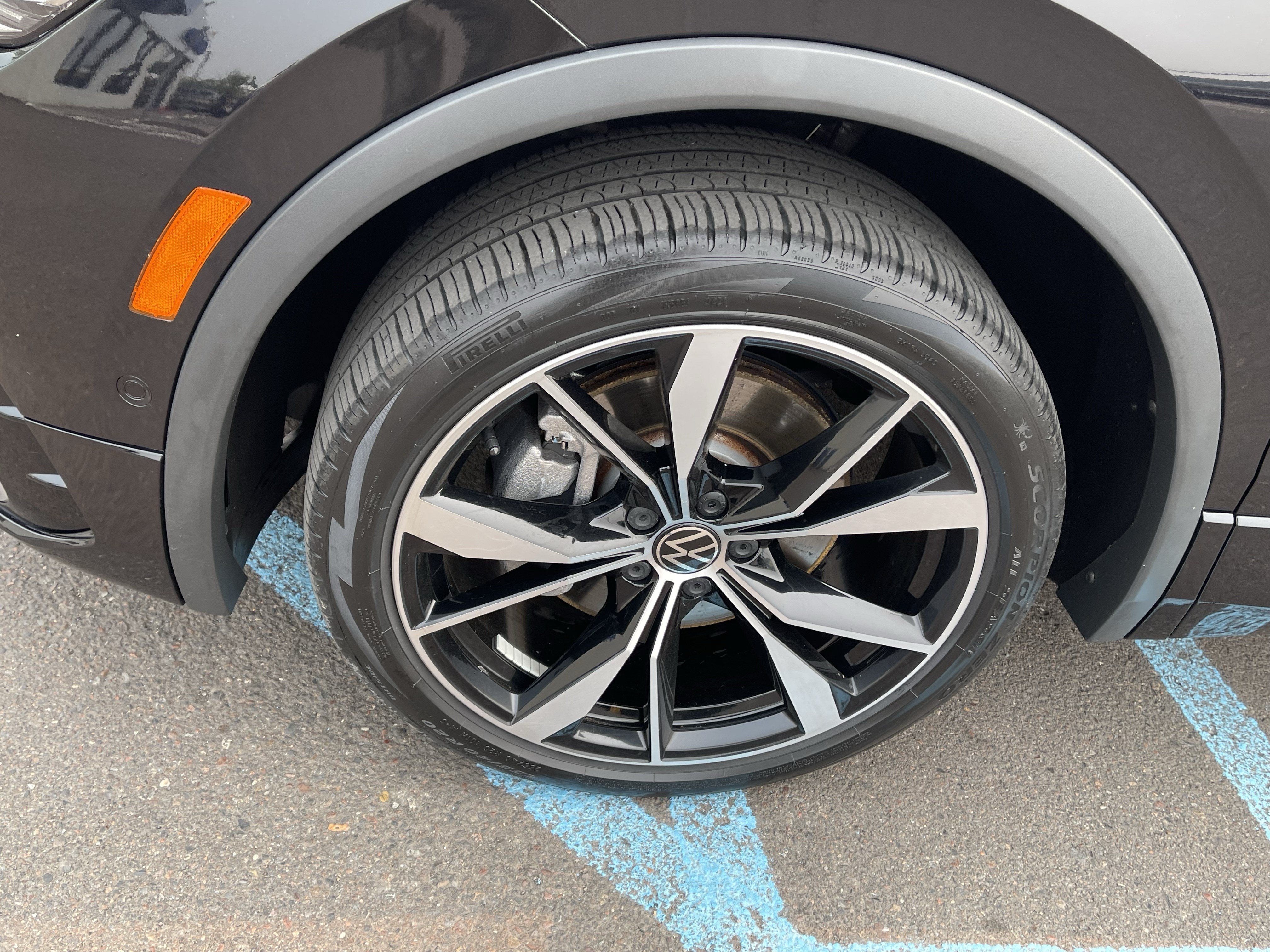2022 Volkswagen Tiguan SEL R-Line