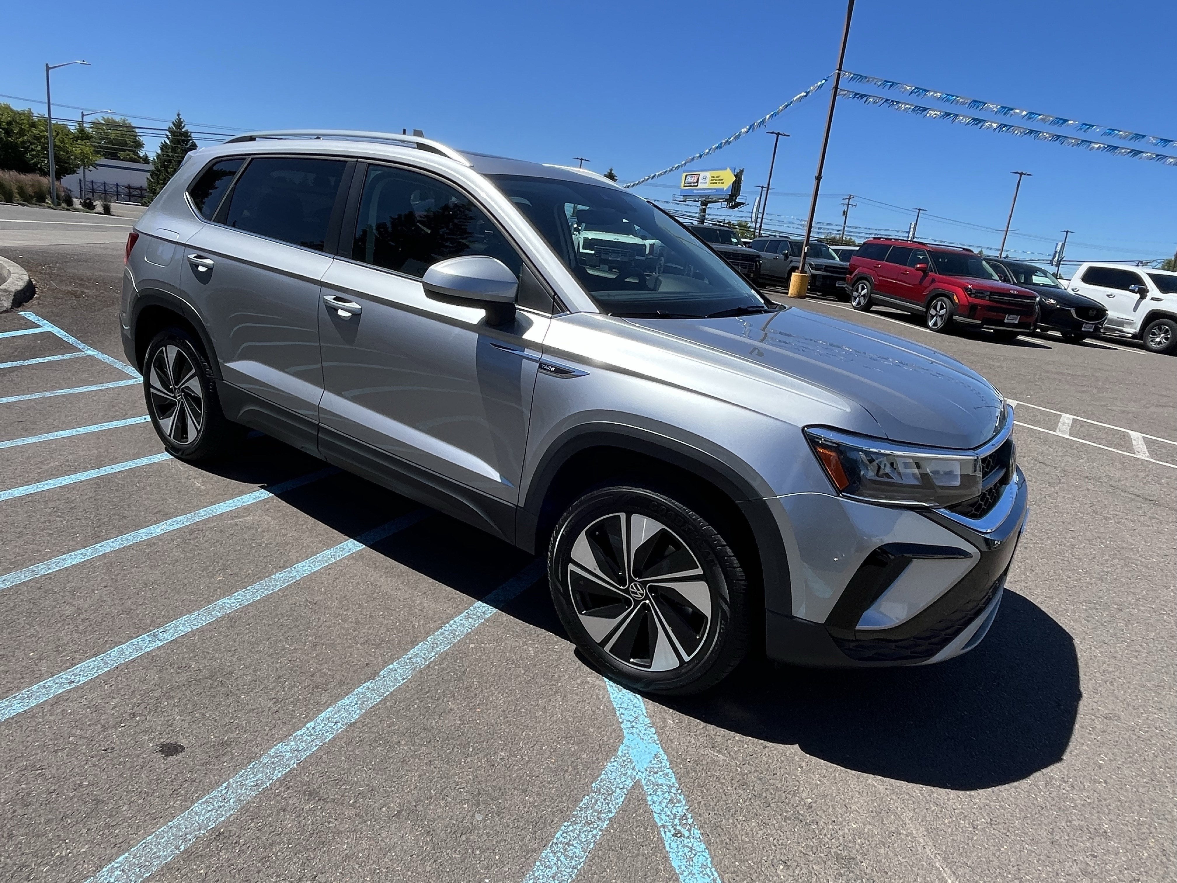 2024 Volkswagen Taos SE