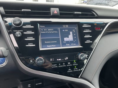 2018 Toyota Camry Hybrid LE