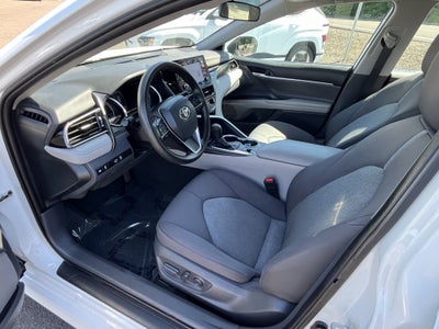 2021 Toyota Camry Hybrid LE