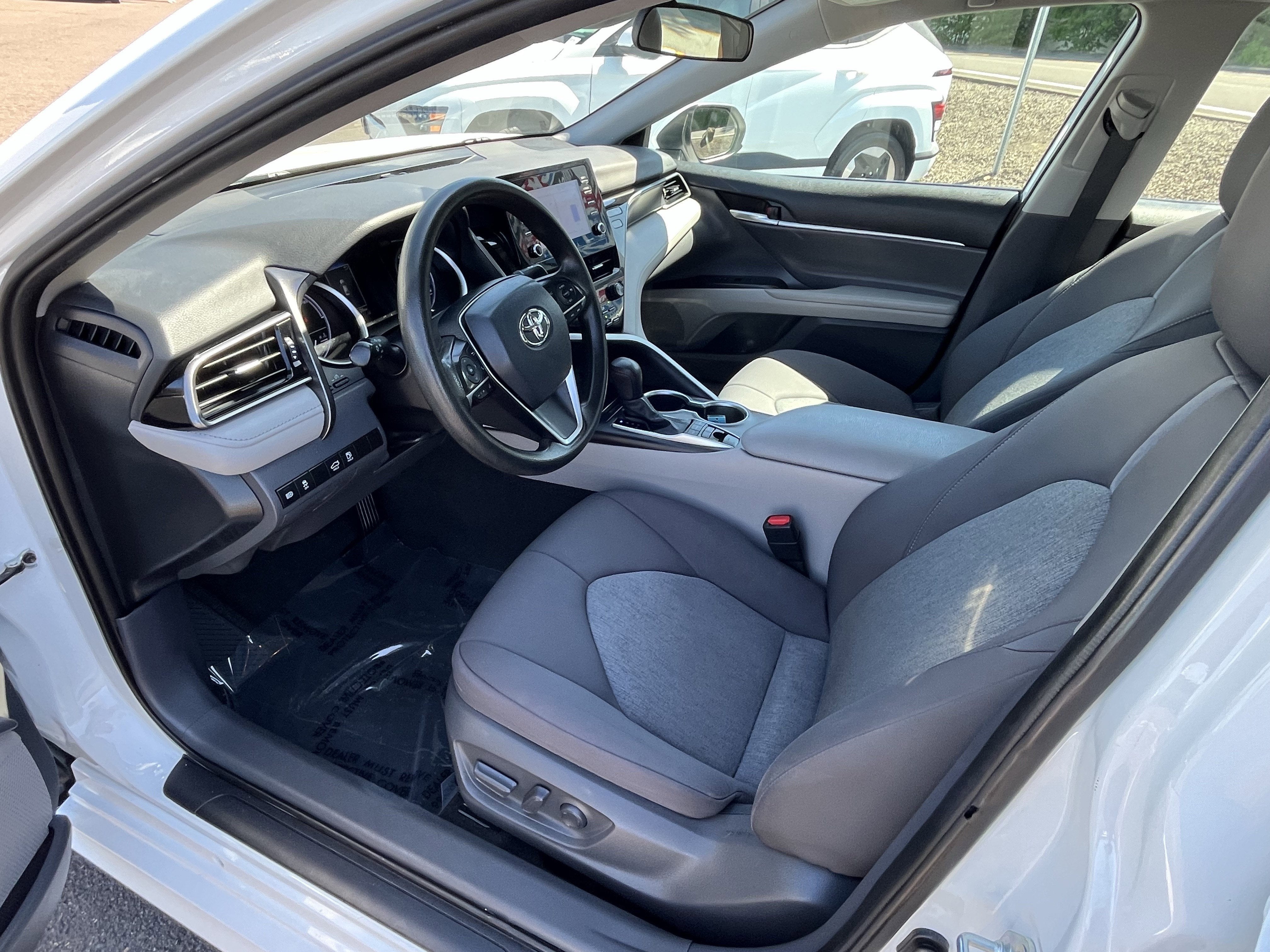 2021 Toyota Camry Hybrid LE