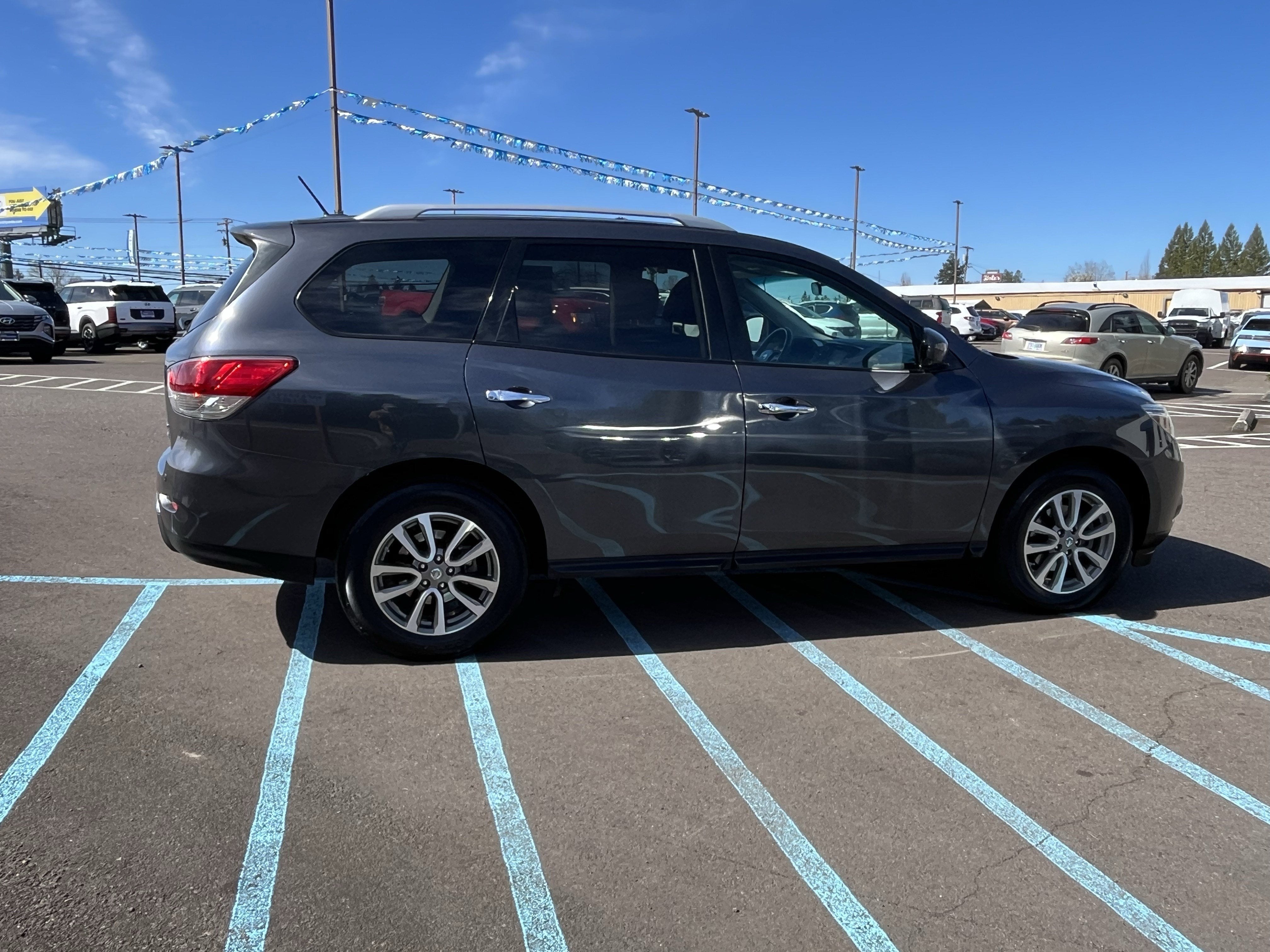 2014 Nissan Pathfinder SV