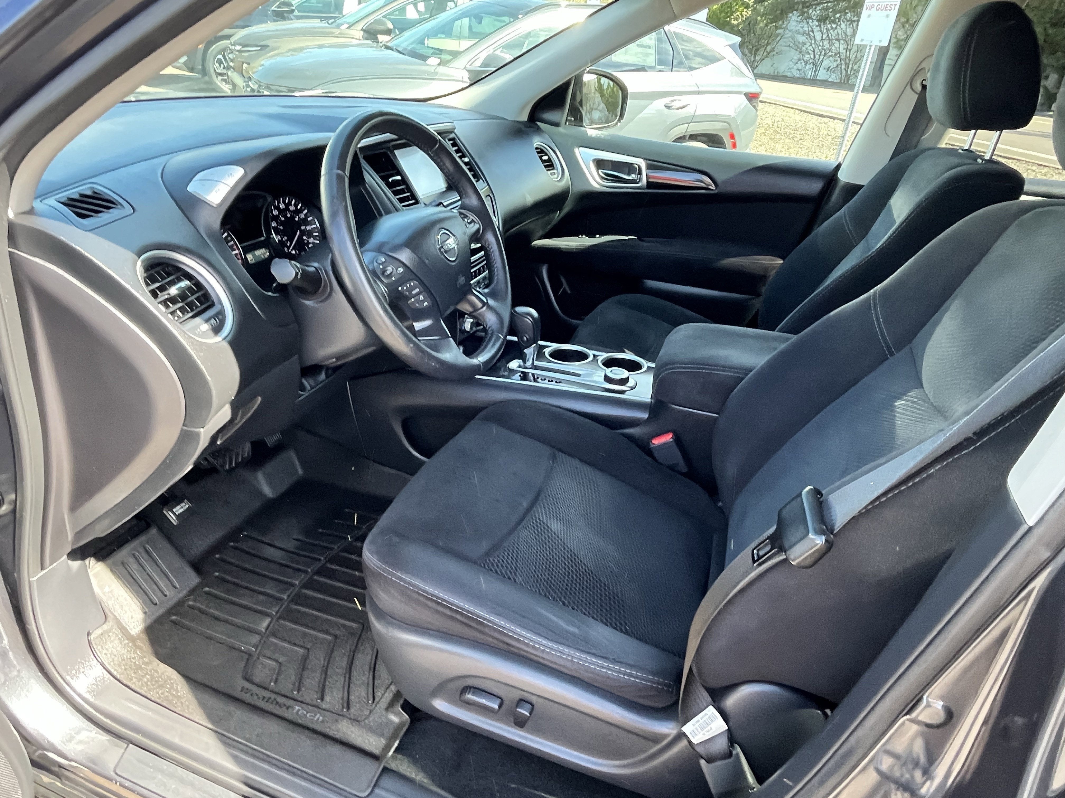 2014 Nissan Pathfinder SV