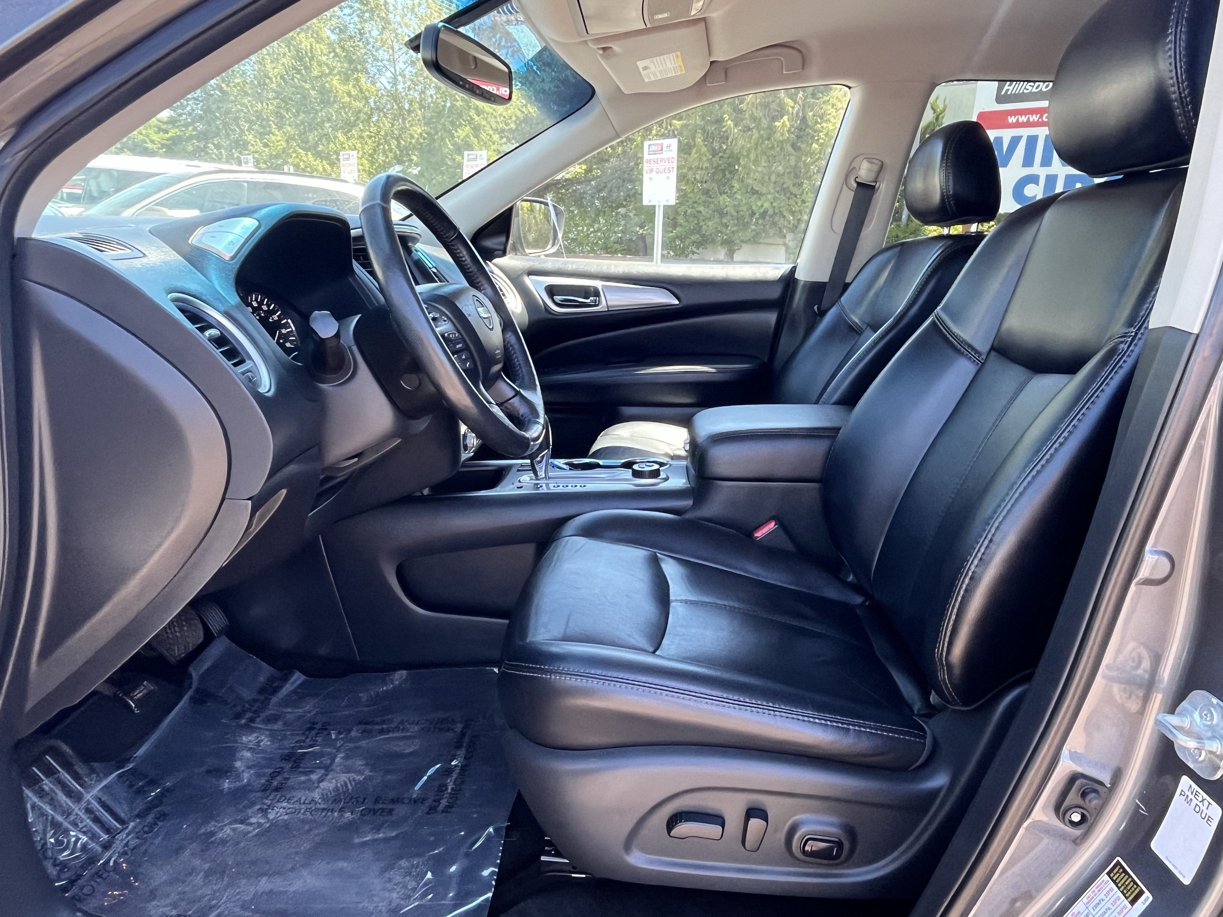 2019 Nissan Pathfinder SL