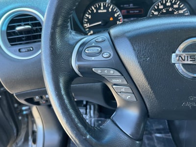 2019 Nissan Pathfinder SL