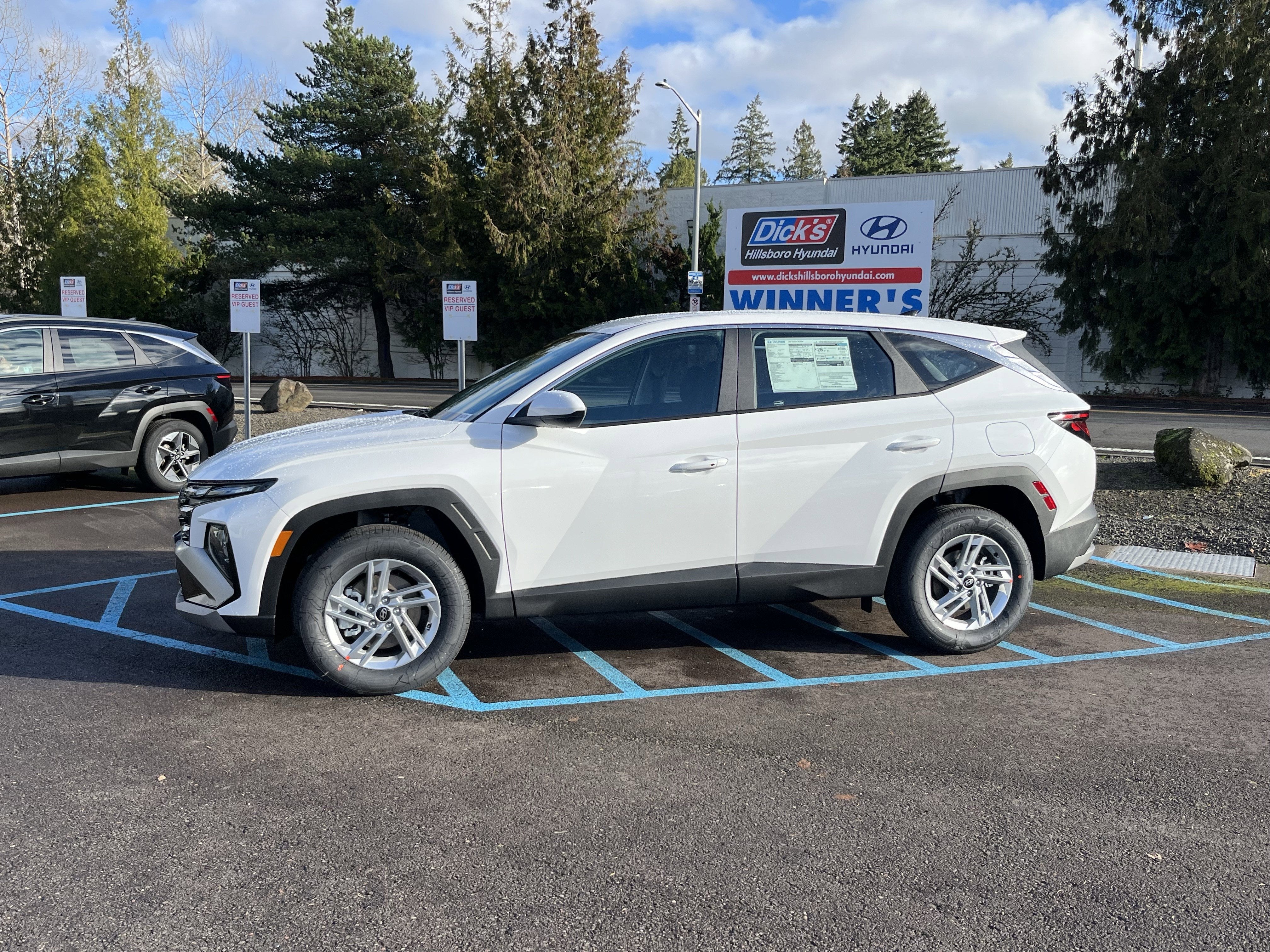 2026 Hyundai TUCSON SE