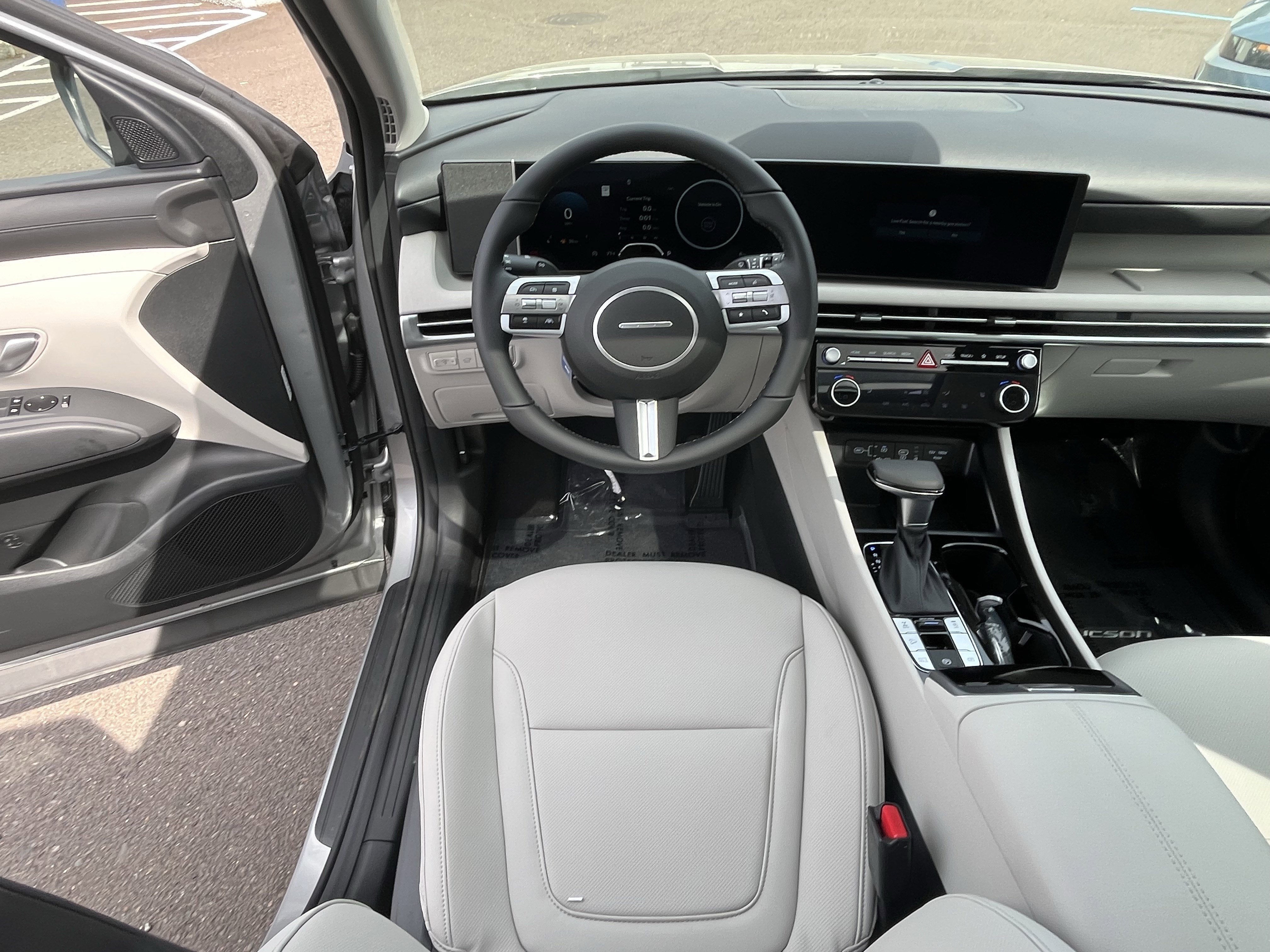 2026 Hyundai TUCSON SEL Premium AWD