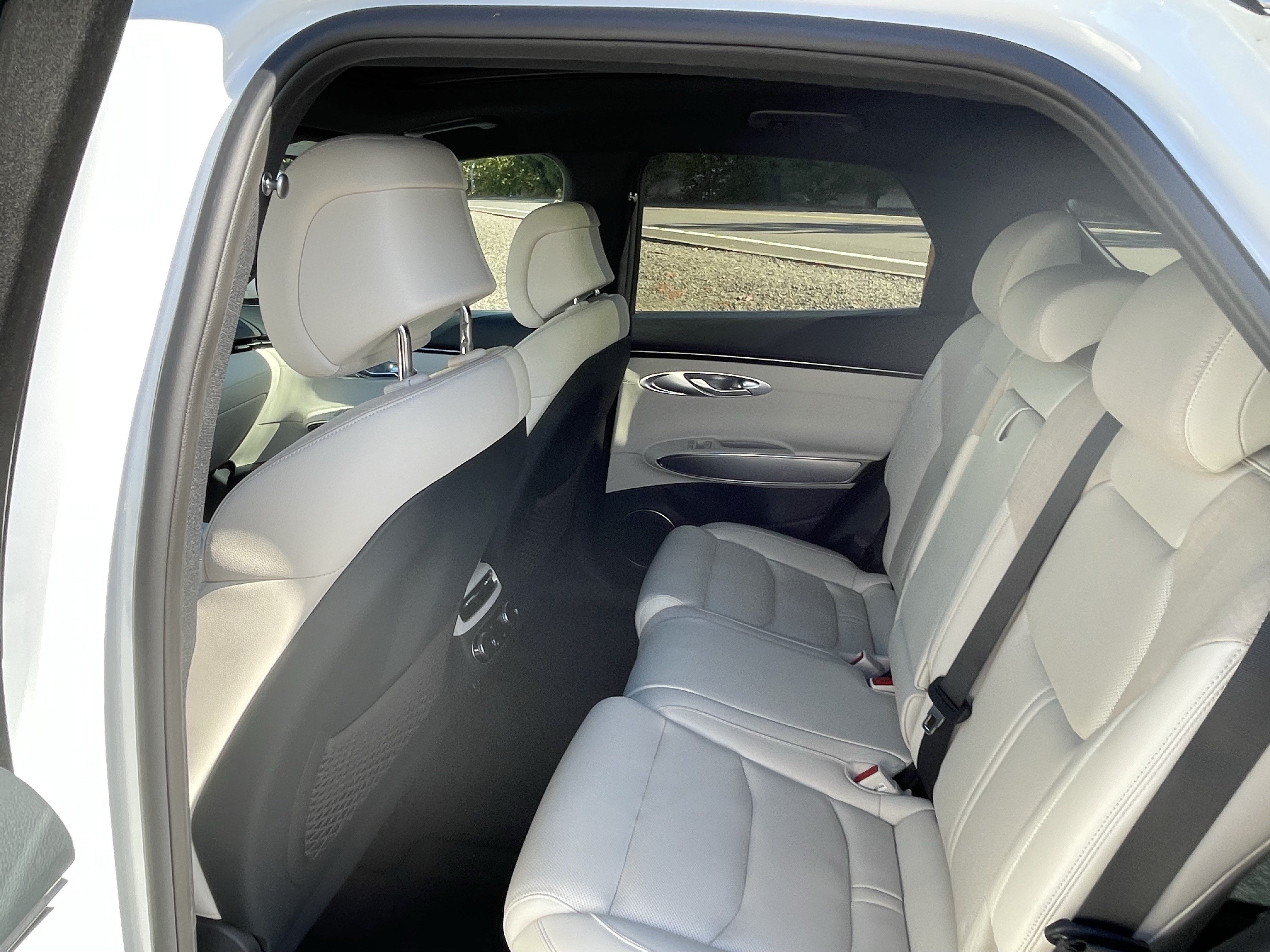 2025 Genesis Electrified GV70 Advanced