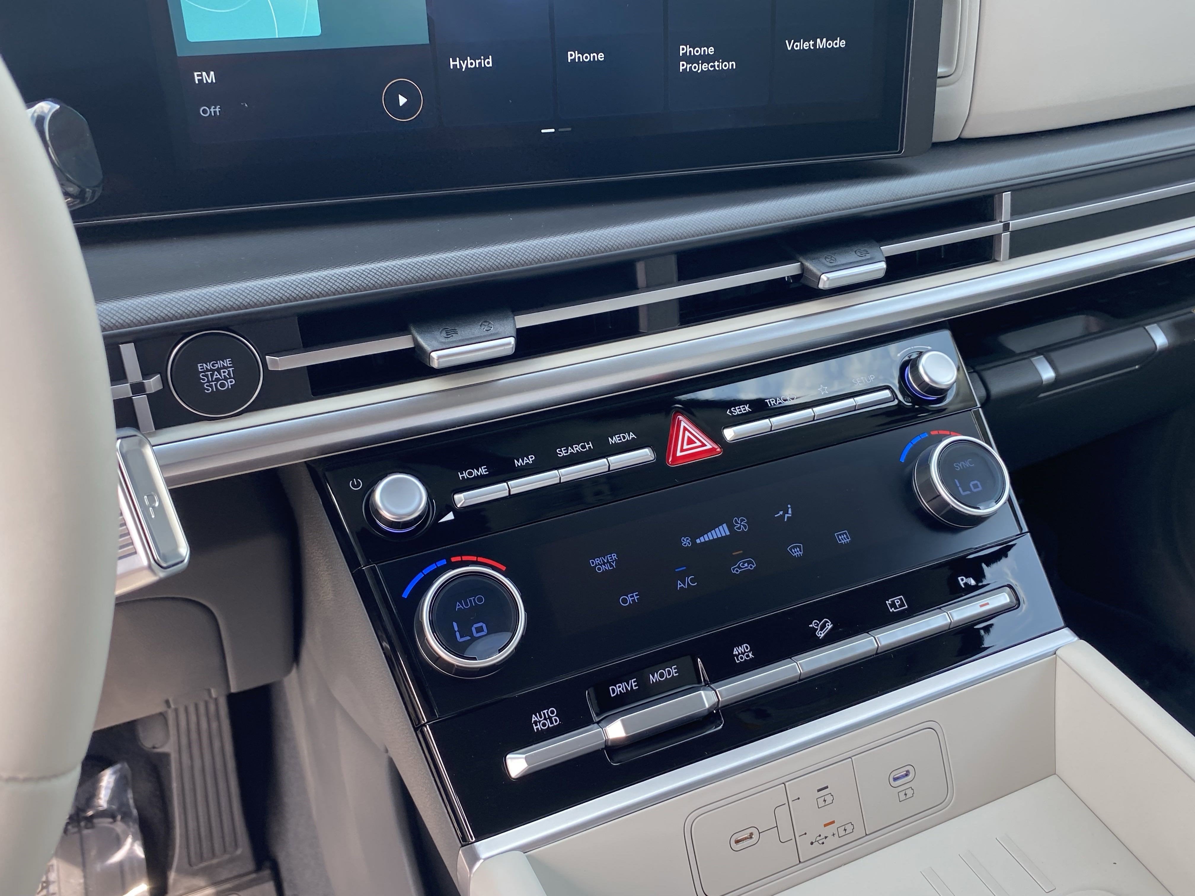 2026 Hyundai SANTA FE HYBRID SE