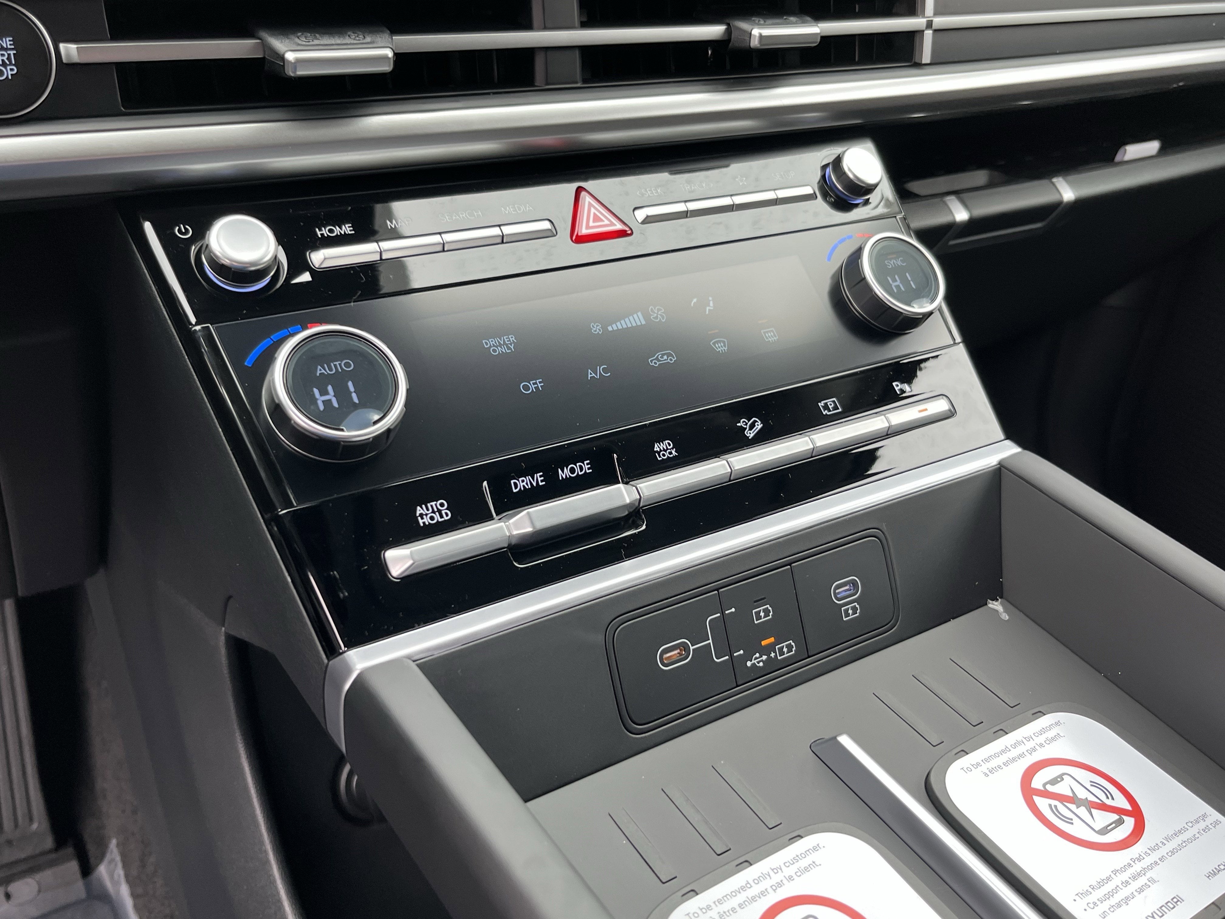 2026 Hyundai SANTA FE HYBRID SE