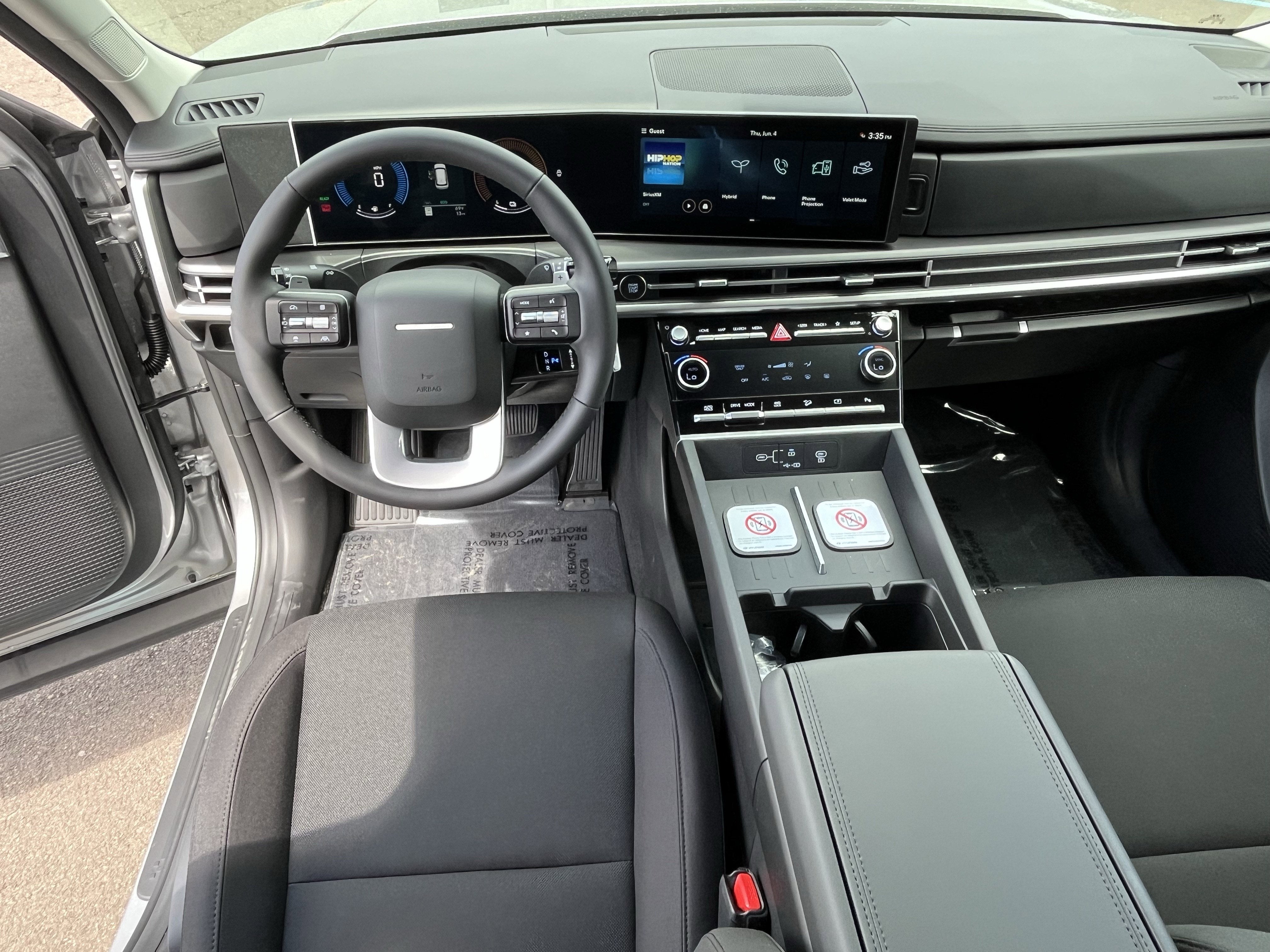 2026 Hyundai SANTA FE HYBRID SE