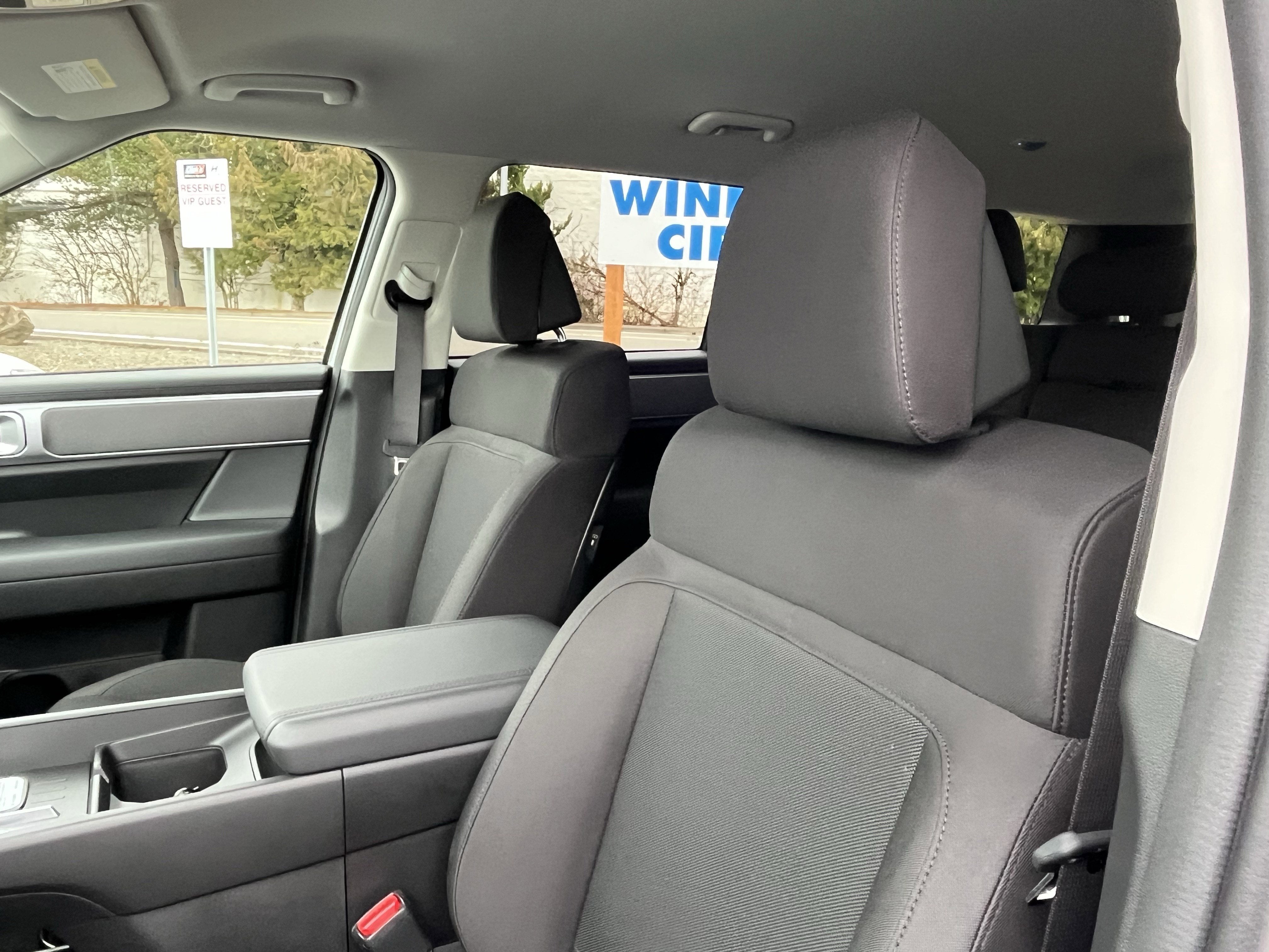 2026 Hyundai SANTA FE HYBRID SE