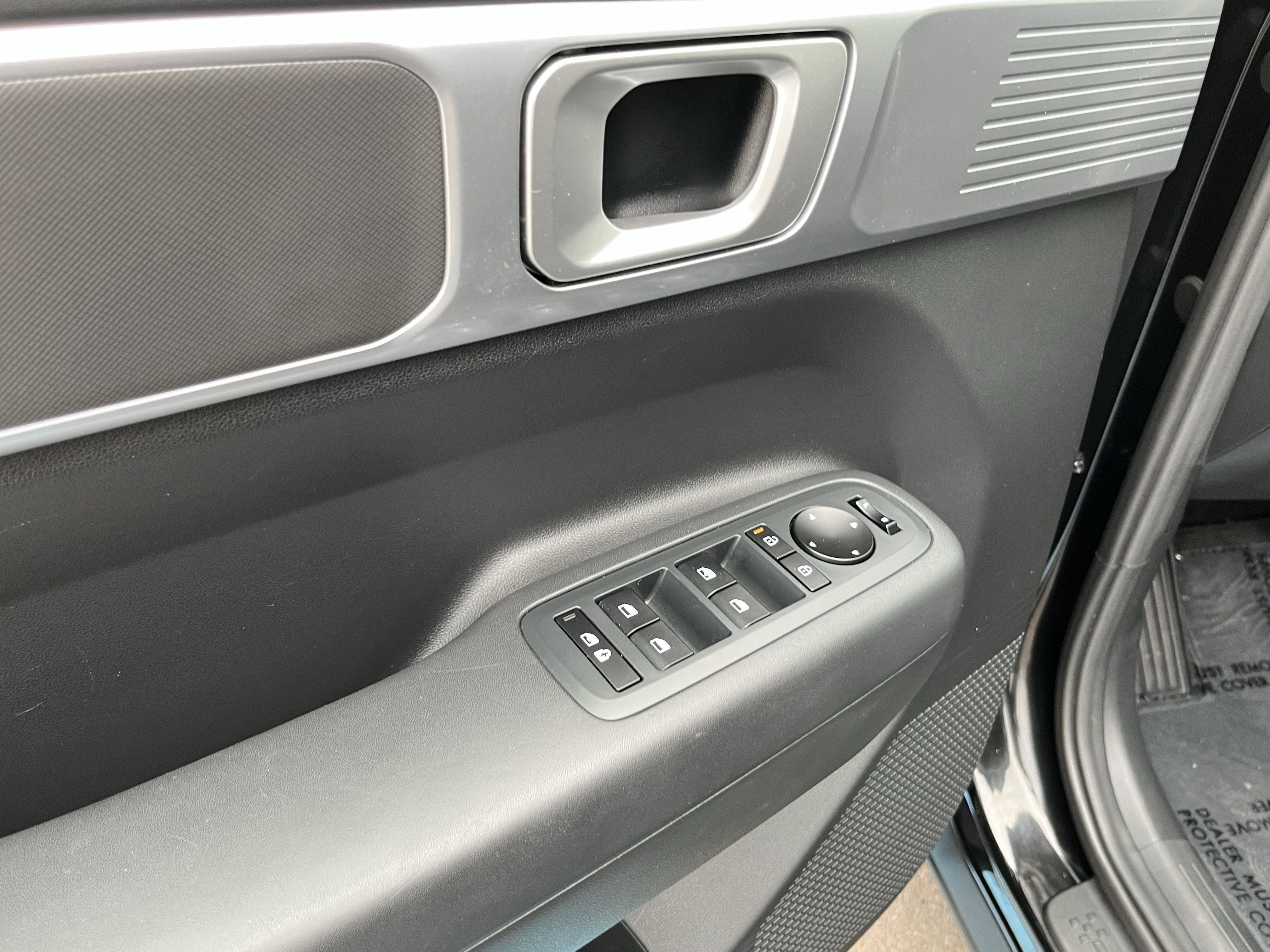 2024 Hyundai SANTA FE SE