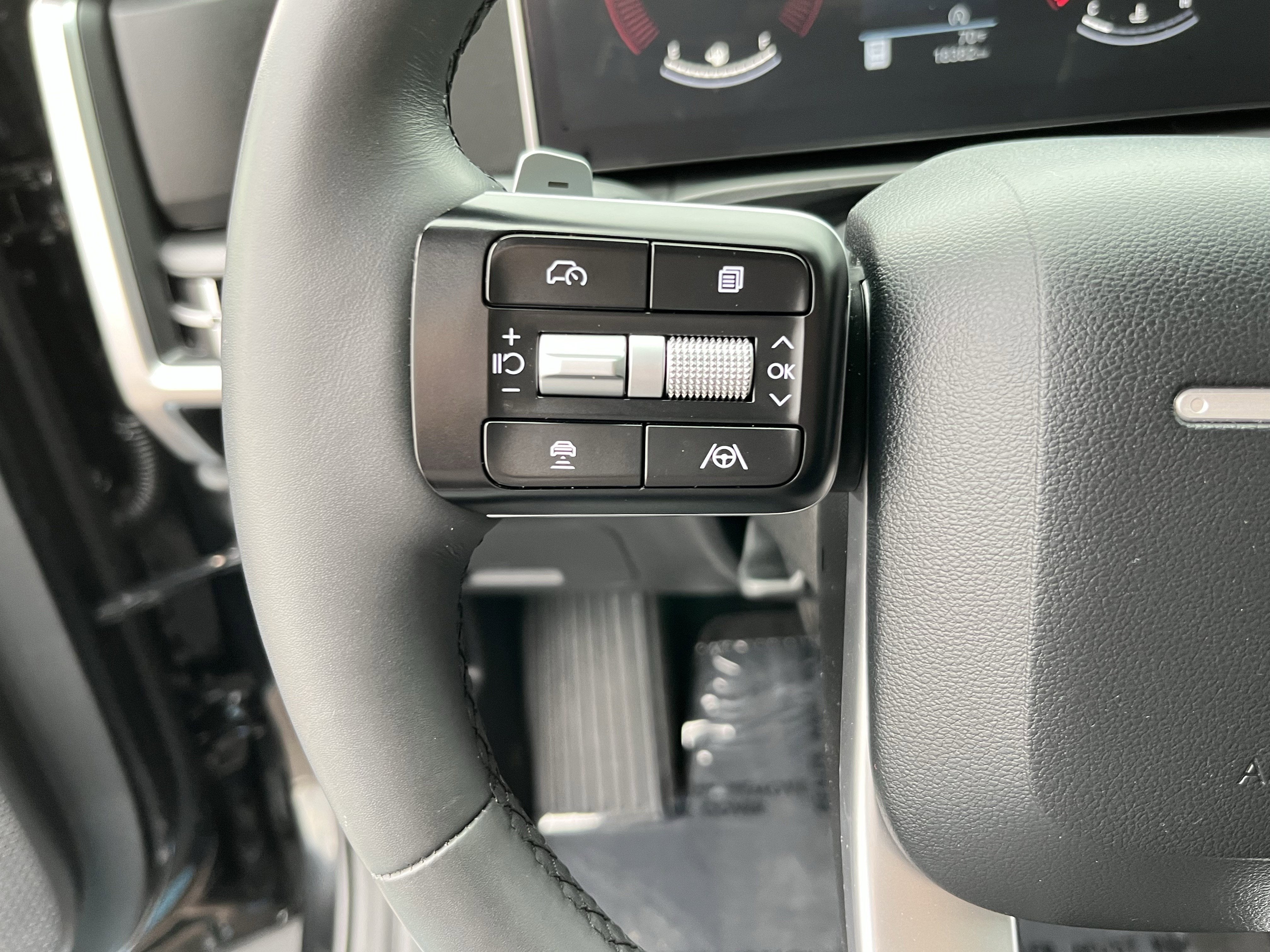 2024 Hyundai SANTA FE SE