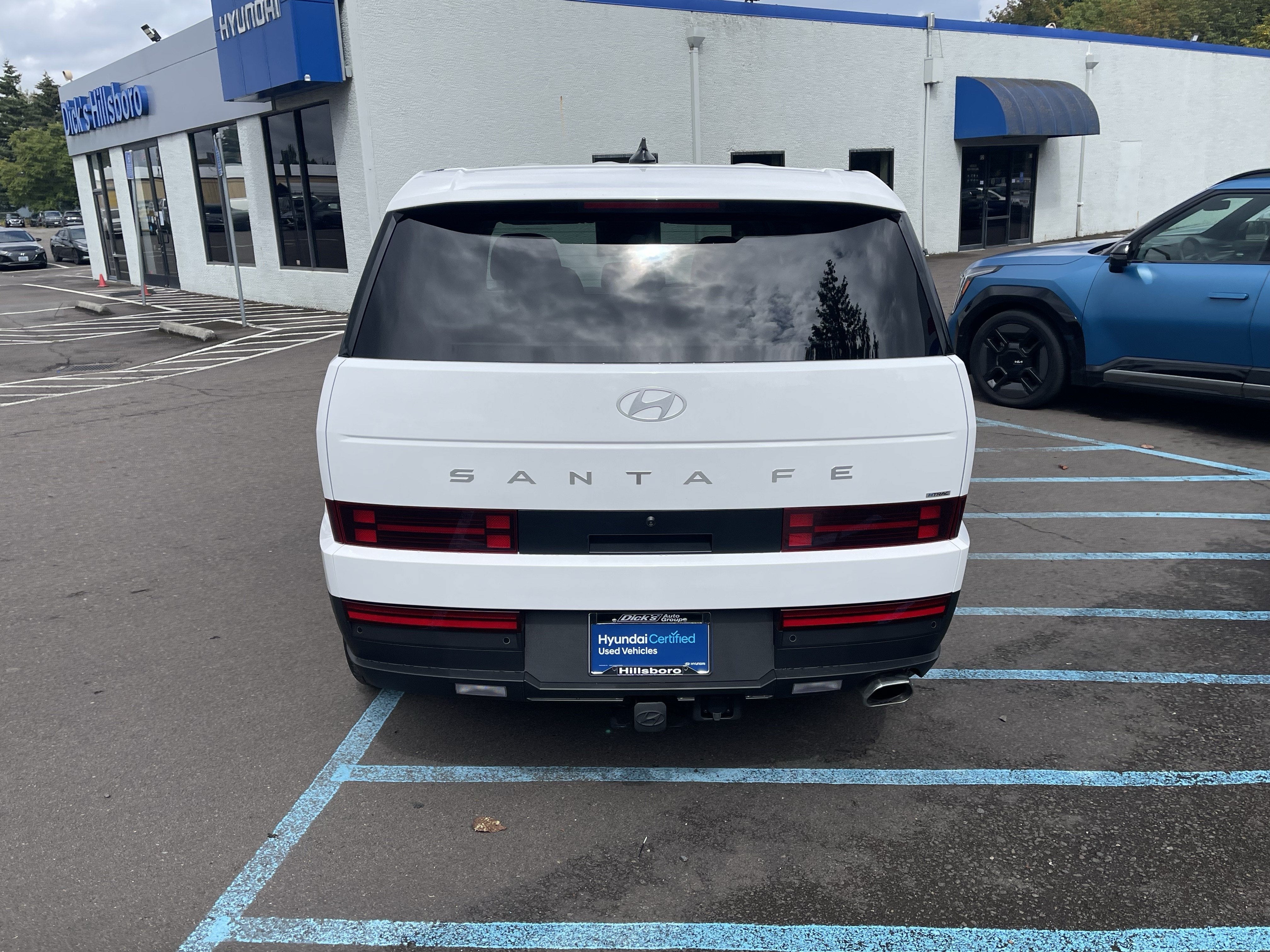2025 Hyundai SANTA FE SE