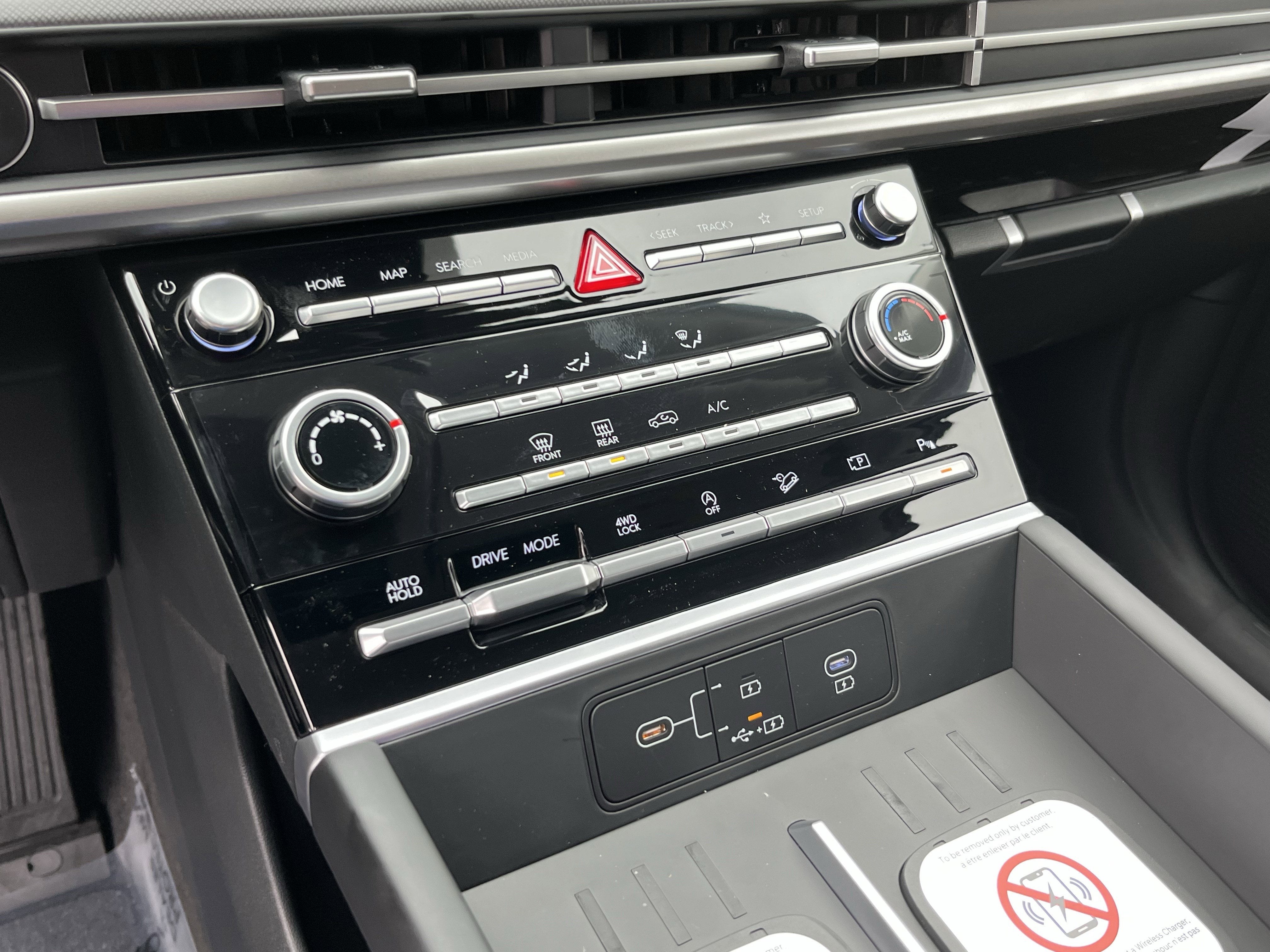 2026 Hyundai SANTA FE SE