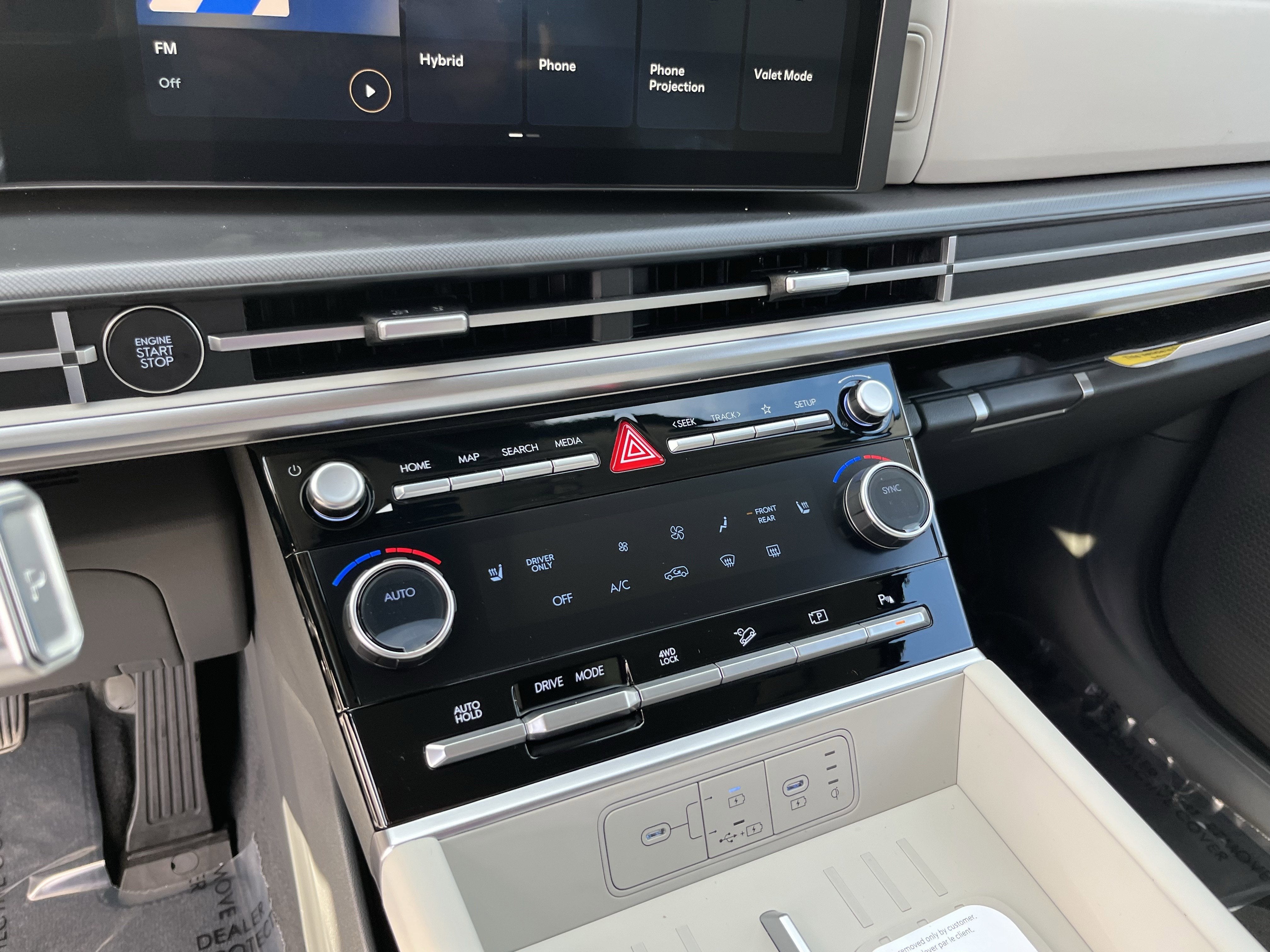 2026 Hyundai SANTA FE HYBRID SEL