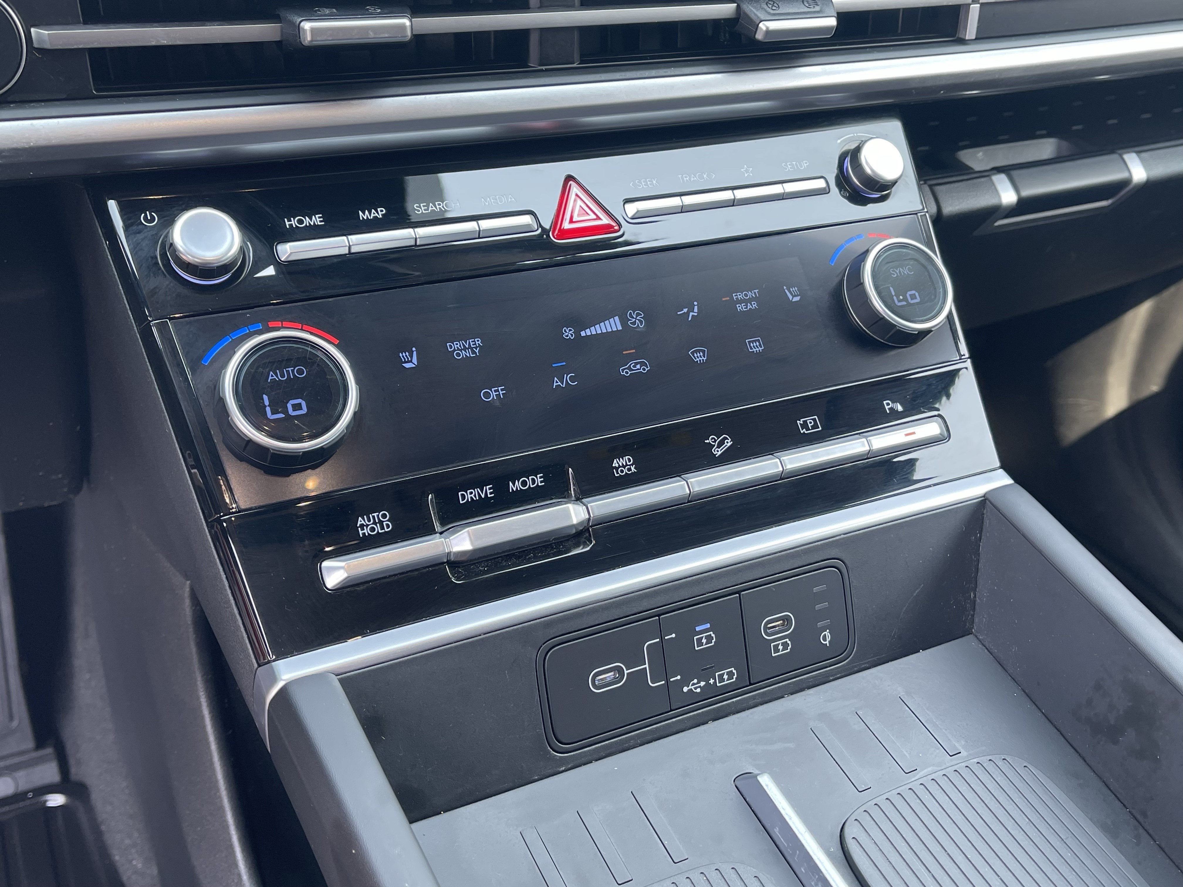 2024 Hyundai SANTA FE HYBRID SEL
