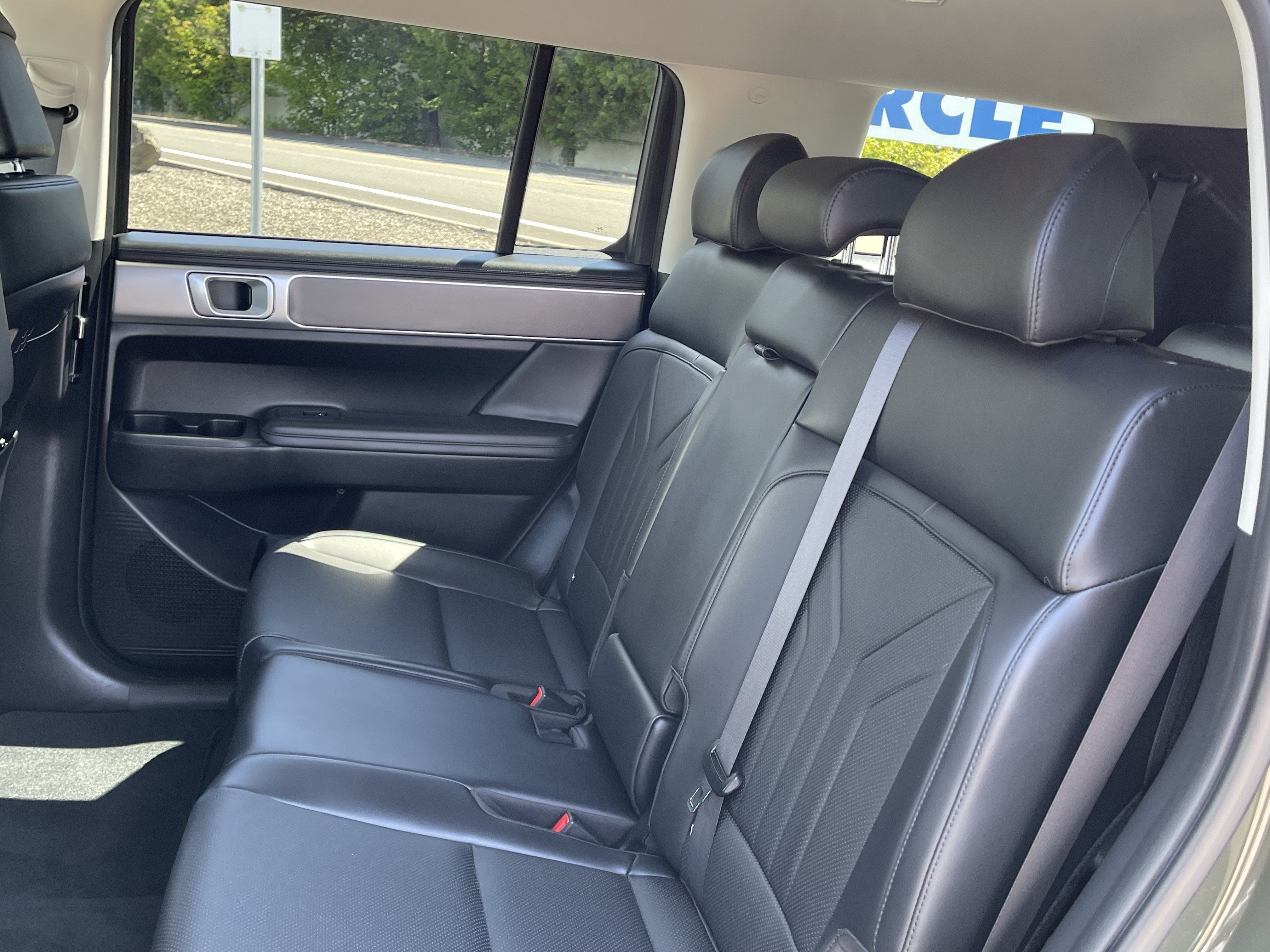 2025 Hyundai SANTA FE HYBRID SEL