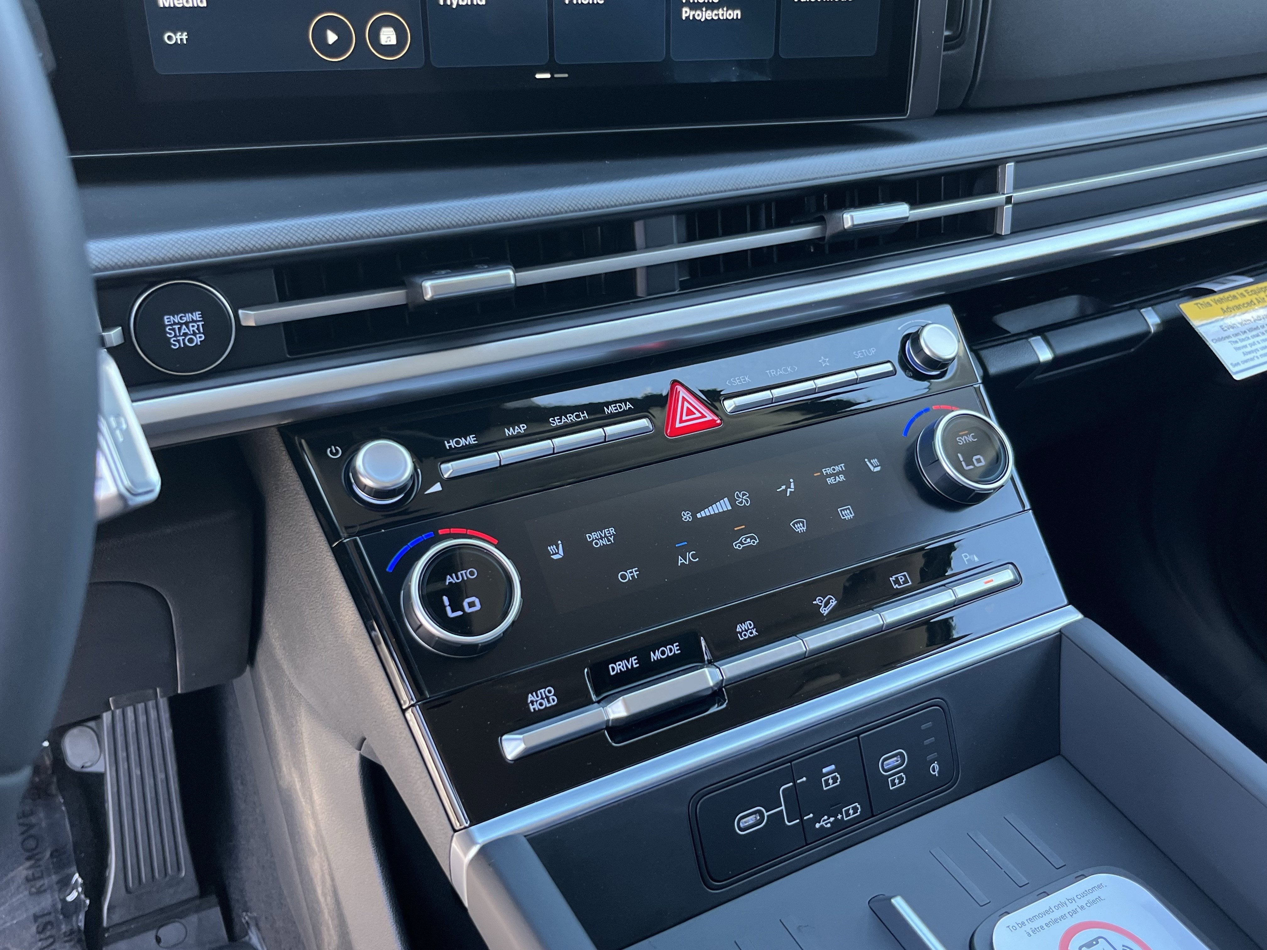 2026 Hyundai SANTA FE HYBRID SEL