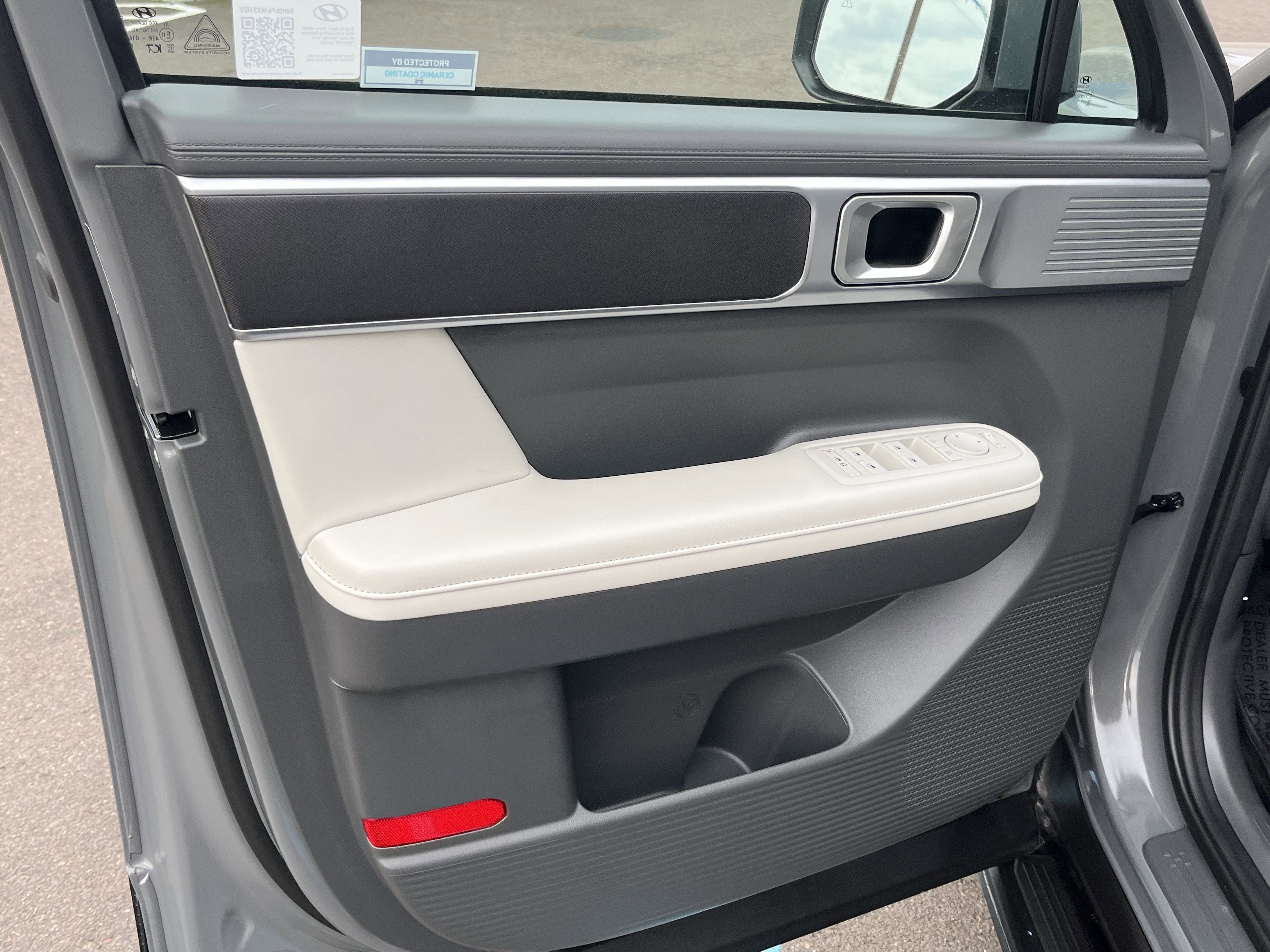 2025 Hyundai SANTA FE HYBRID SEL