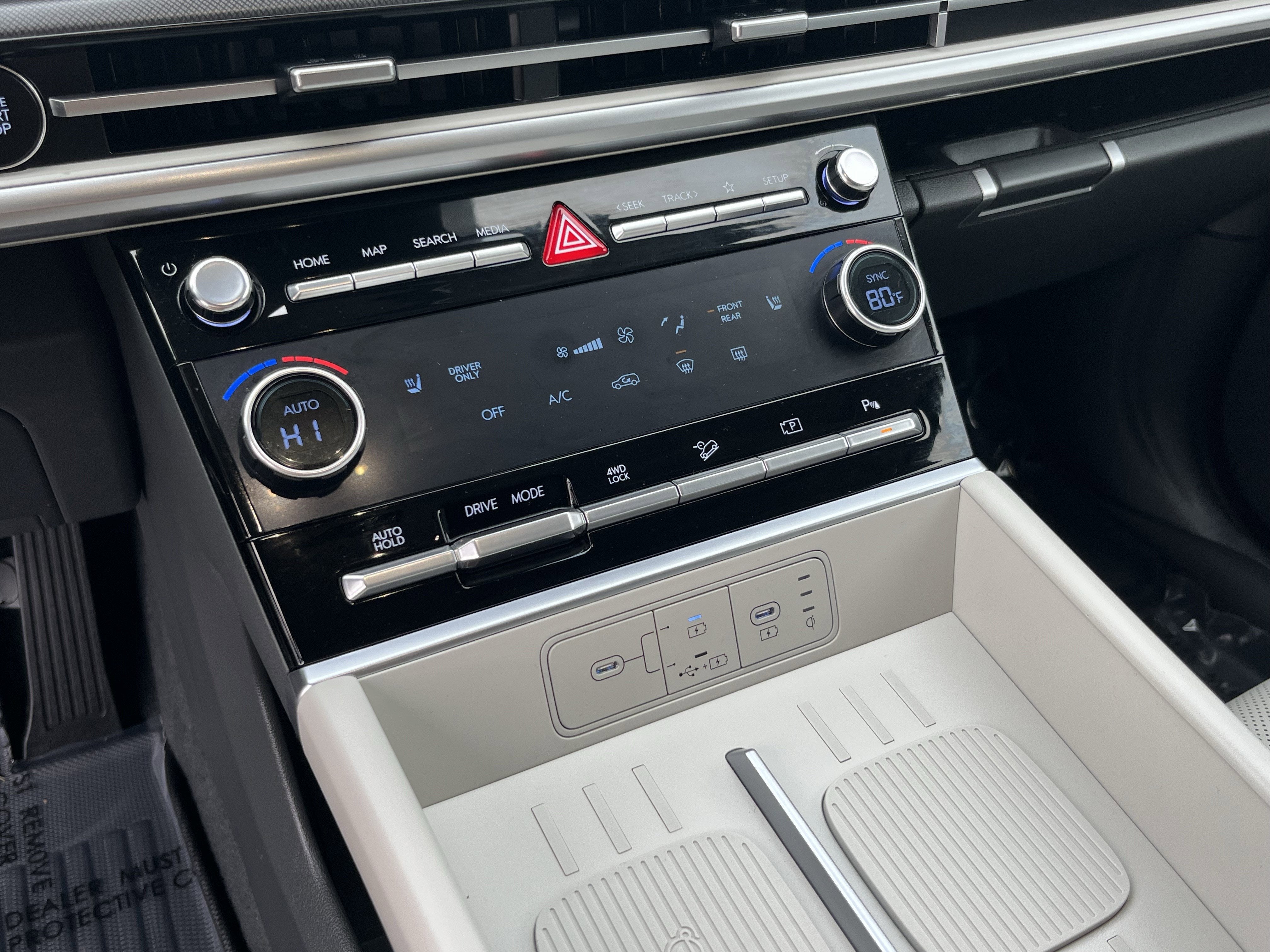 2025 Hyundai SANTA FE HYBRID SEL