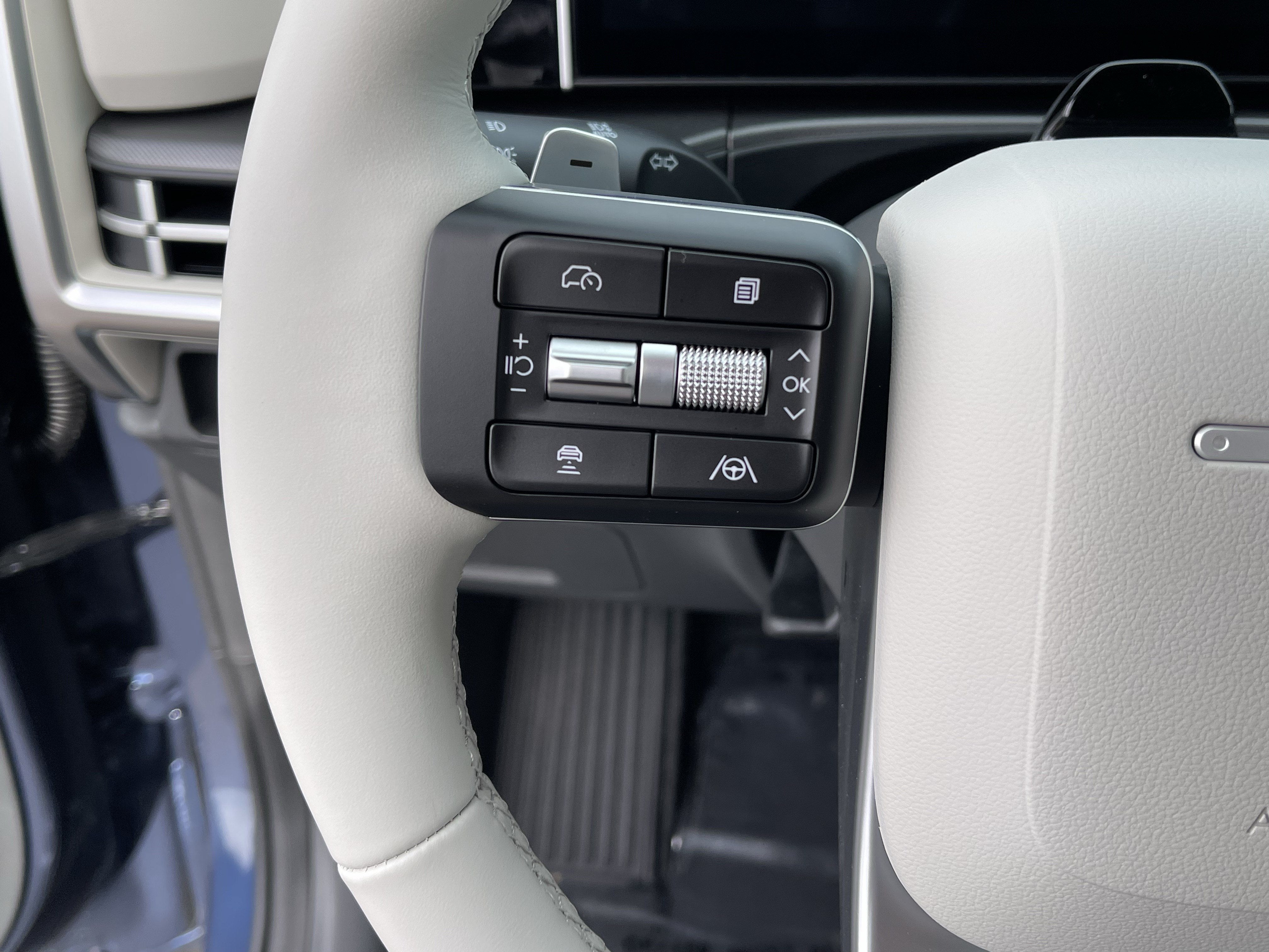 2027 Hyundai SANTA FE SEL