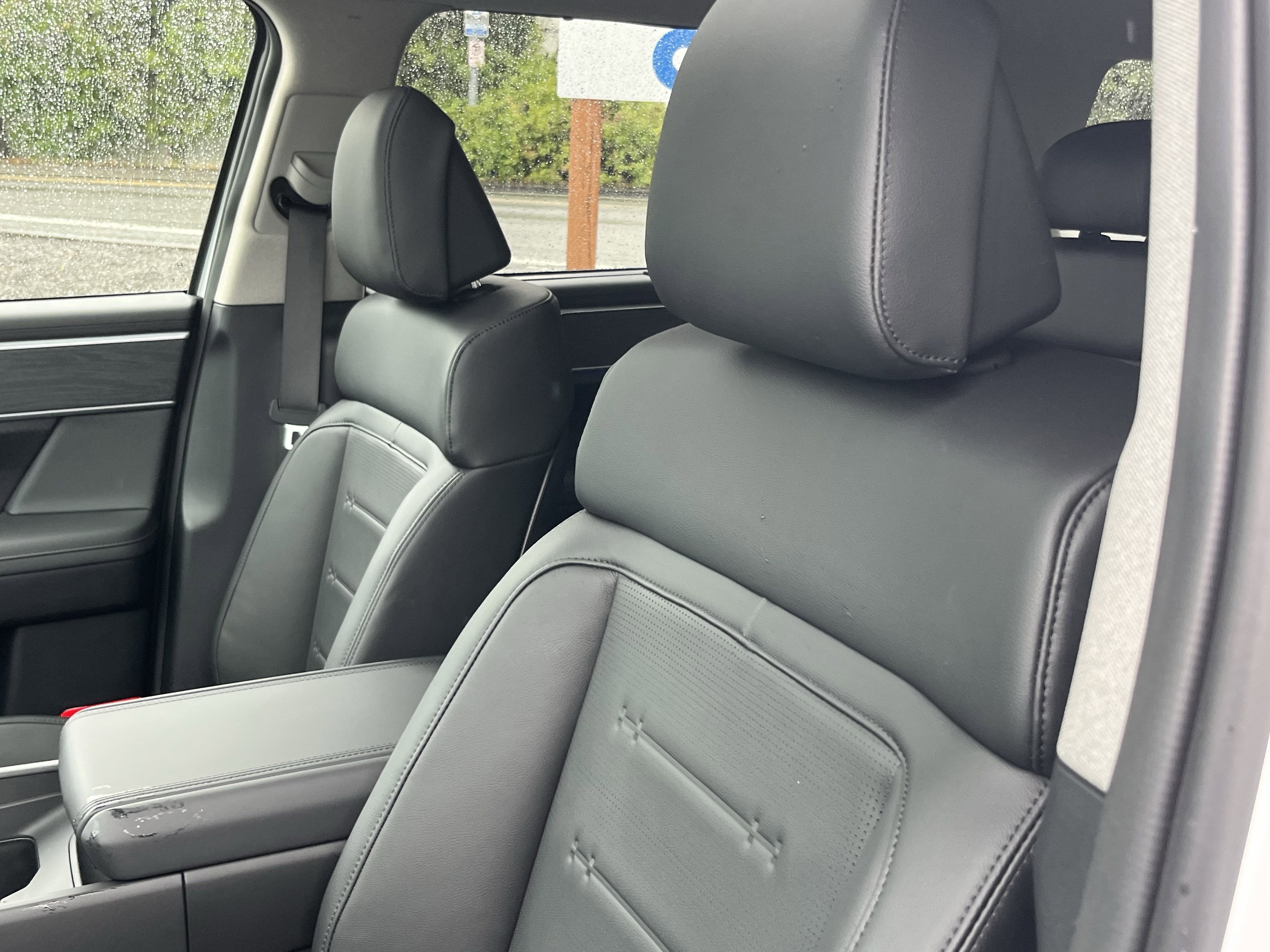 2026 Hyundai SANTA FE HYBRID Limited 6P