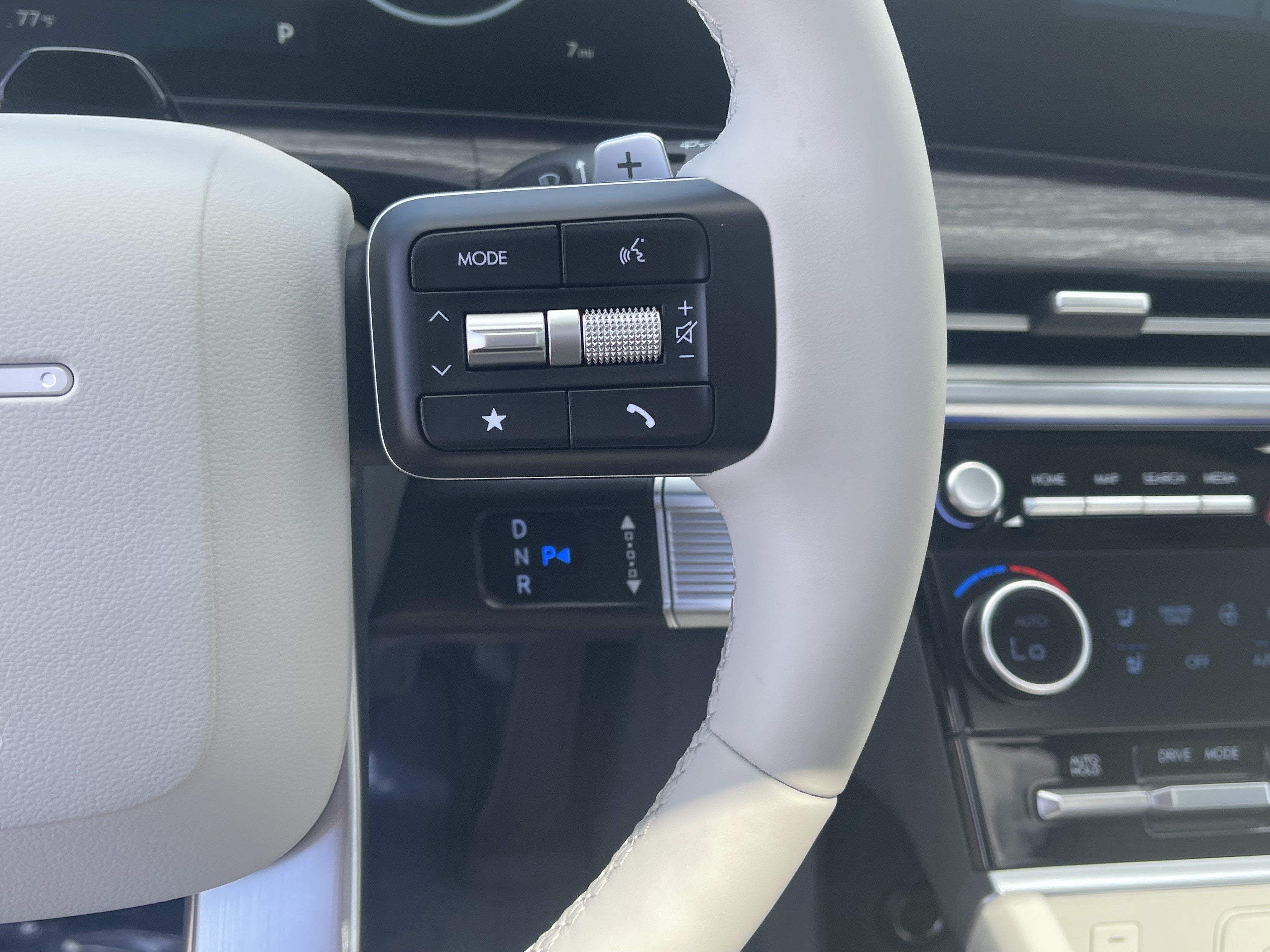 2026 Hyundai SANTA FE HYBRID Limited 6P