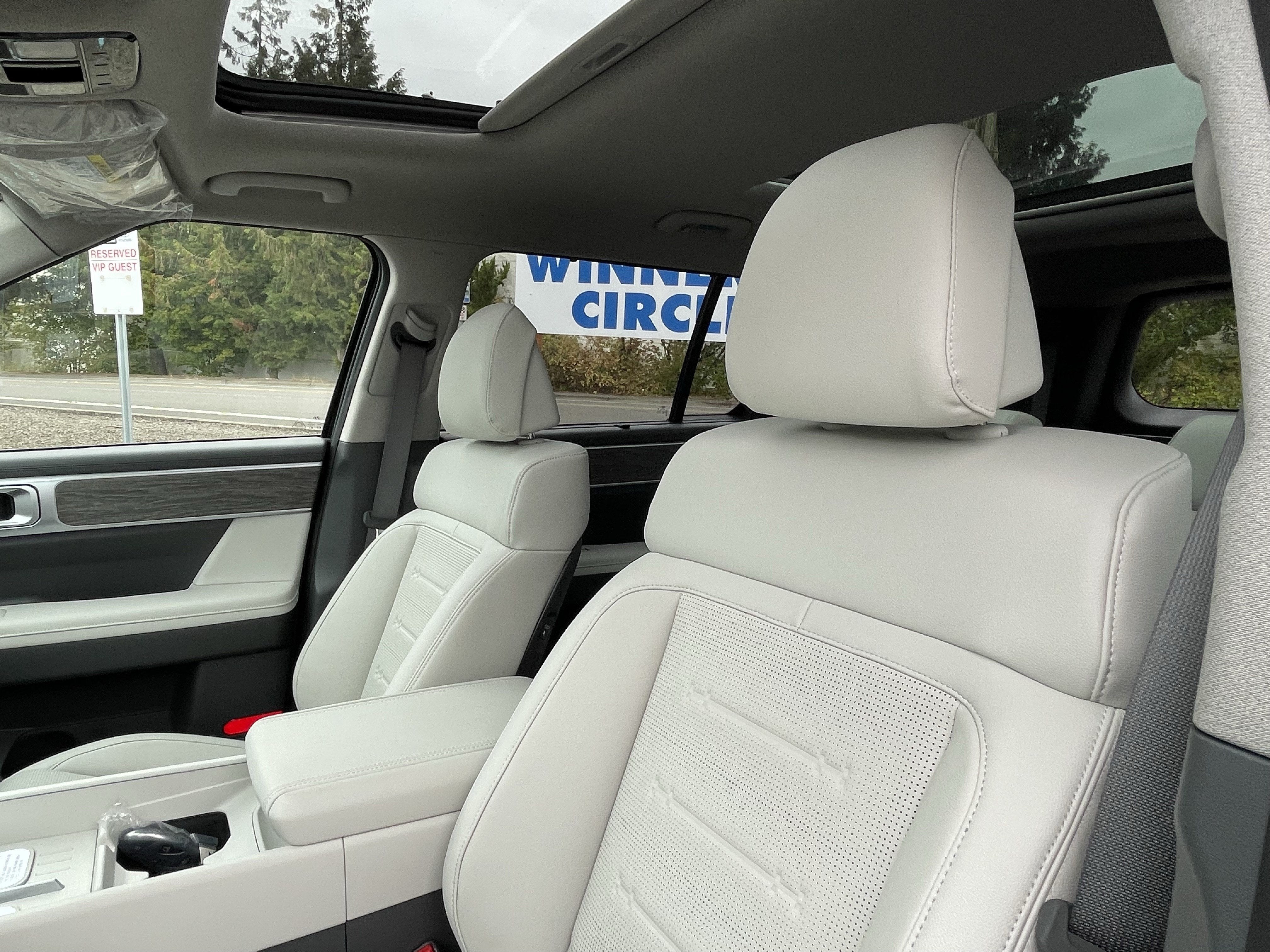2027 Hyundai SANTA FE HYBRID Limited 6P
