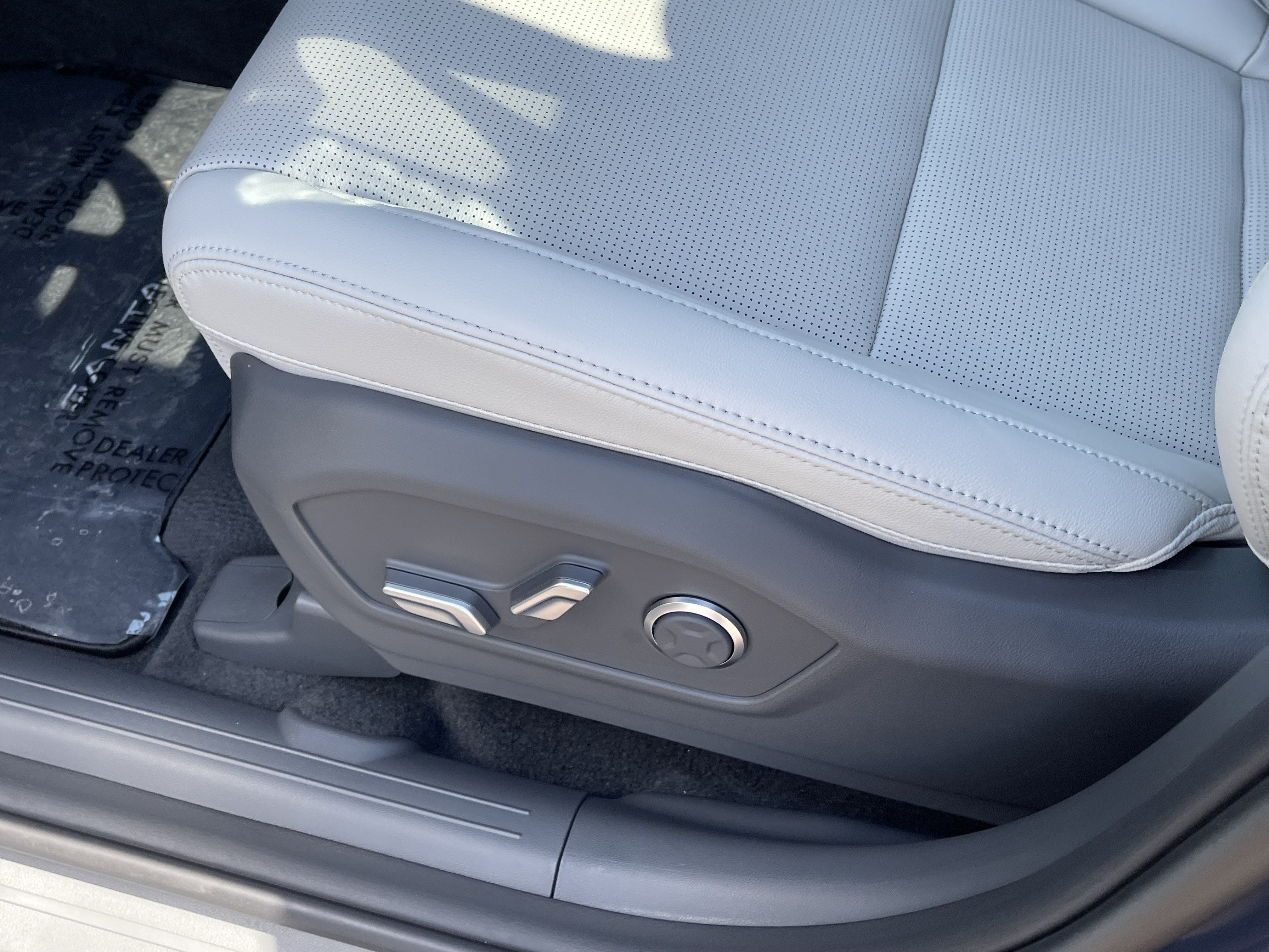2026 Hyundai SANTA FE HYBRID Limited 6P
