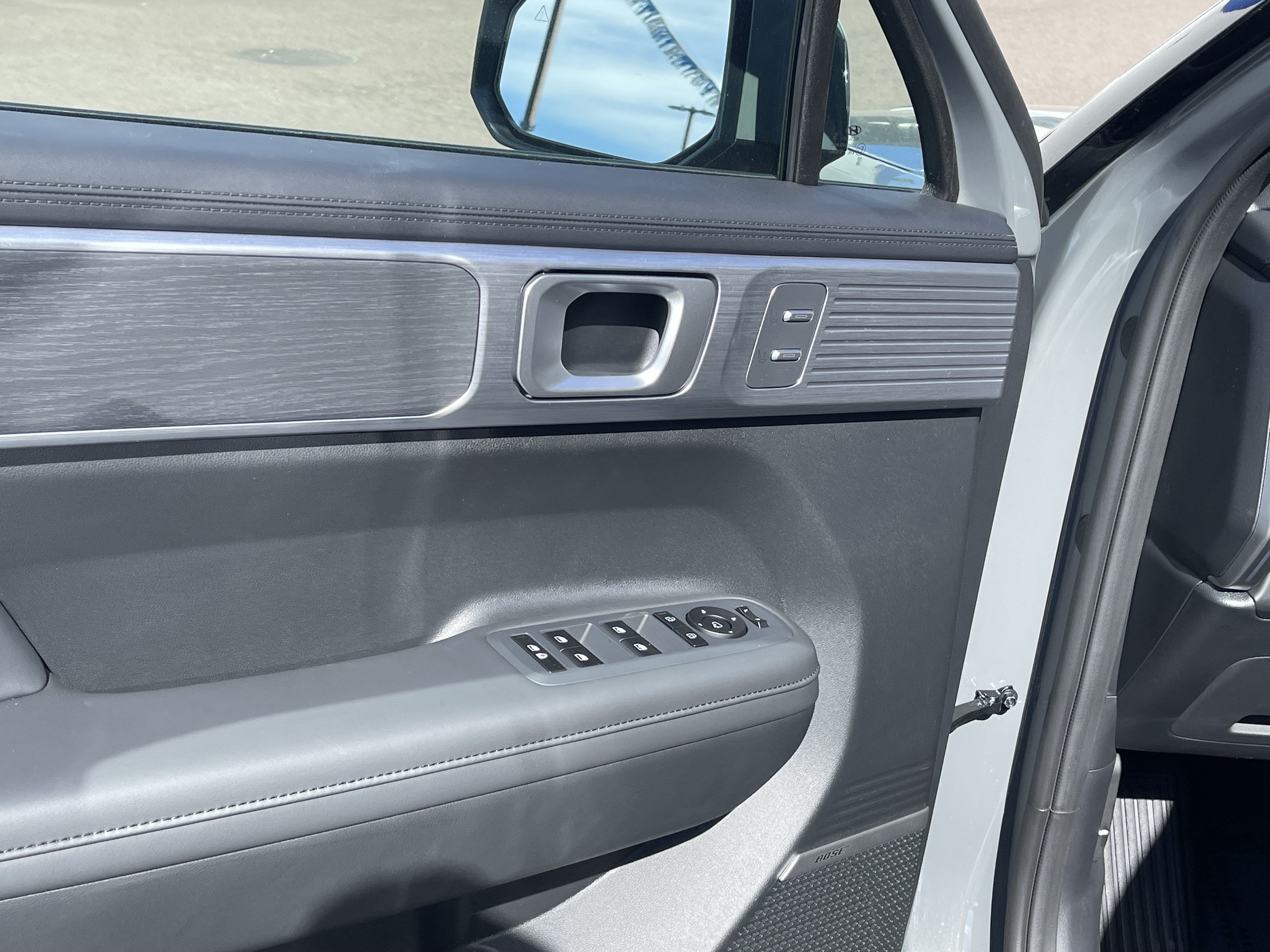 2027 Hyundai SANTA FE Limited 6P