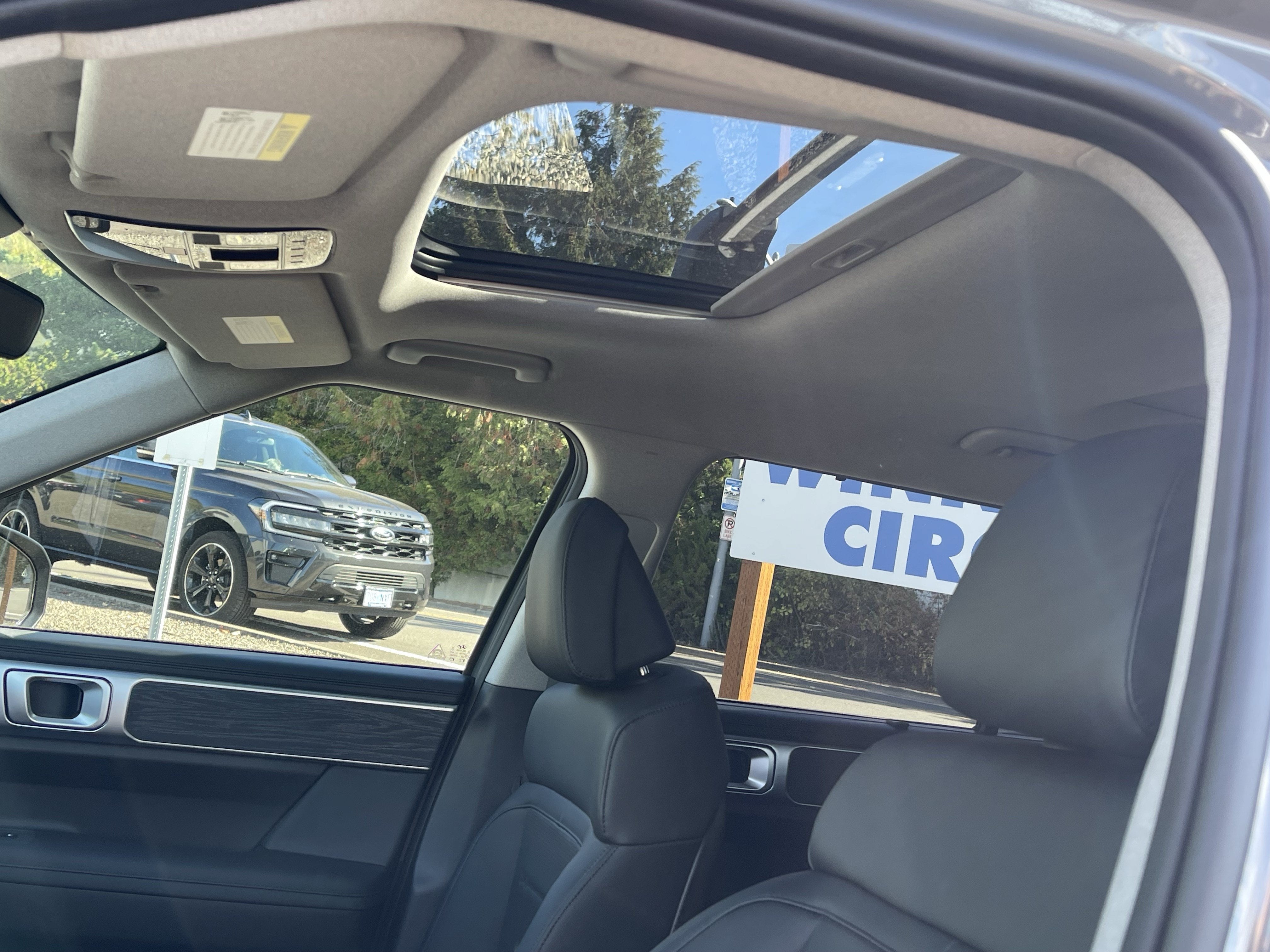 2027 Hyundai SANTA FE Limited 6P