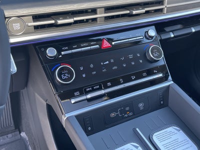 2027 Hyundai SANTA FE Limited 6P