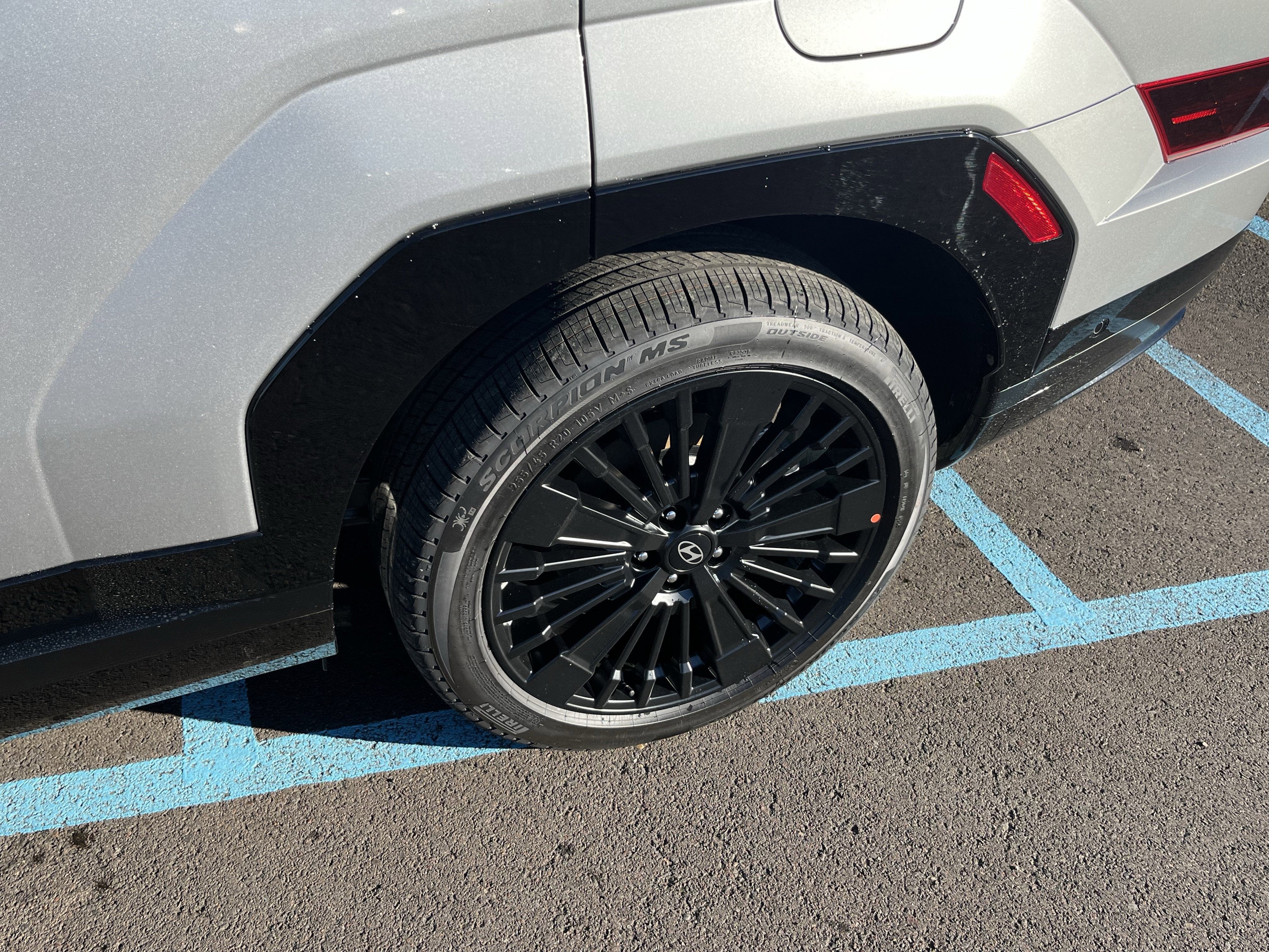 2026 Hyundai SANTA FE HYBRID Calligraphy