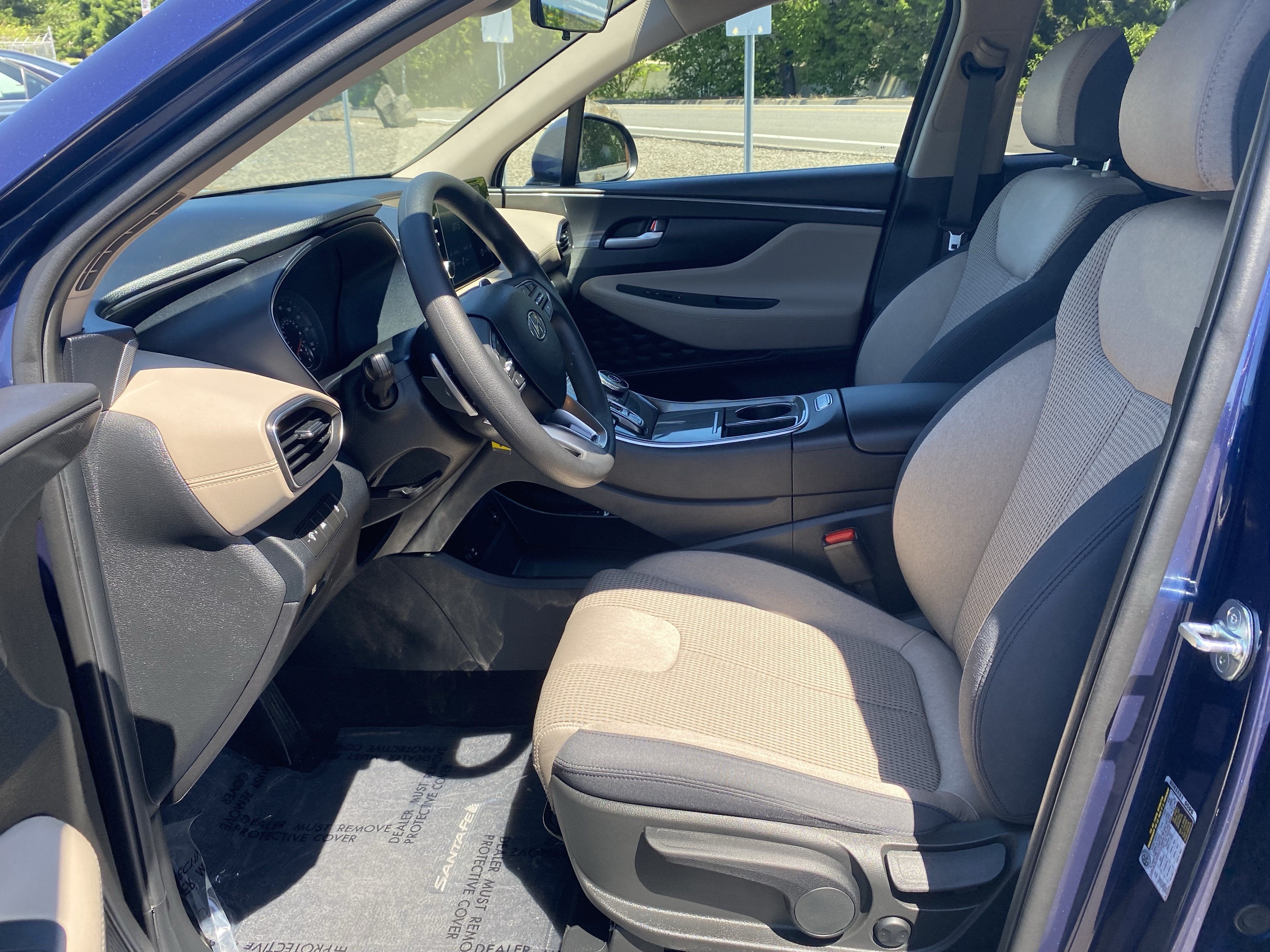 2023 Hyundai SANTA FE SE