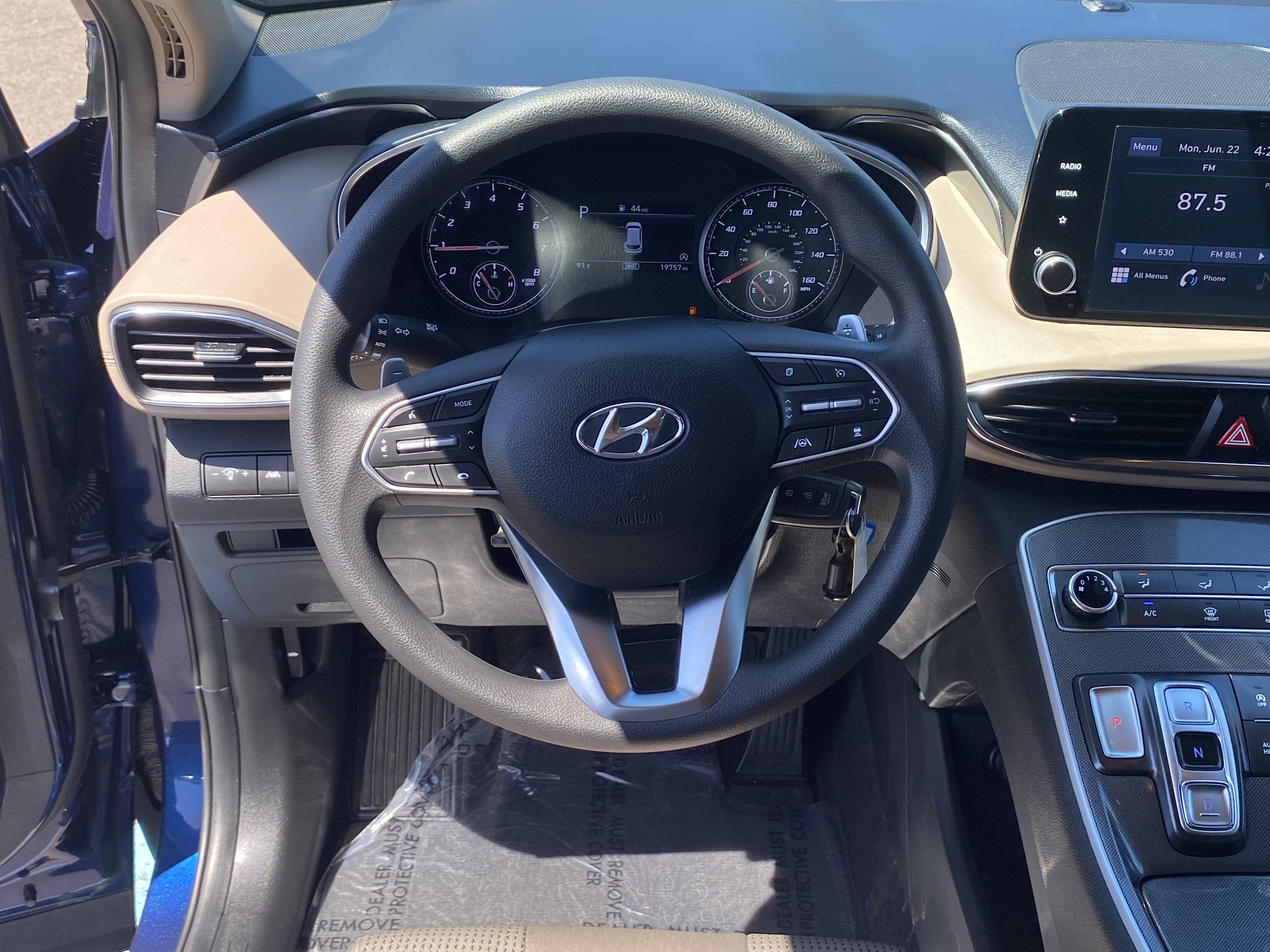 2023 Hyundai SANTA FE SE