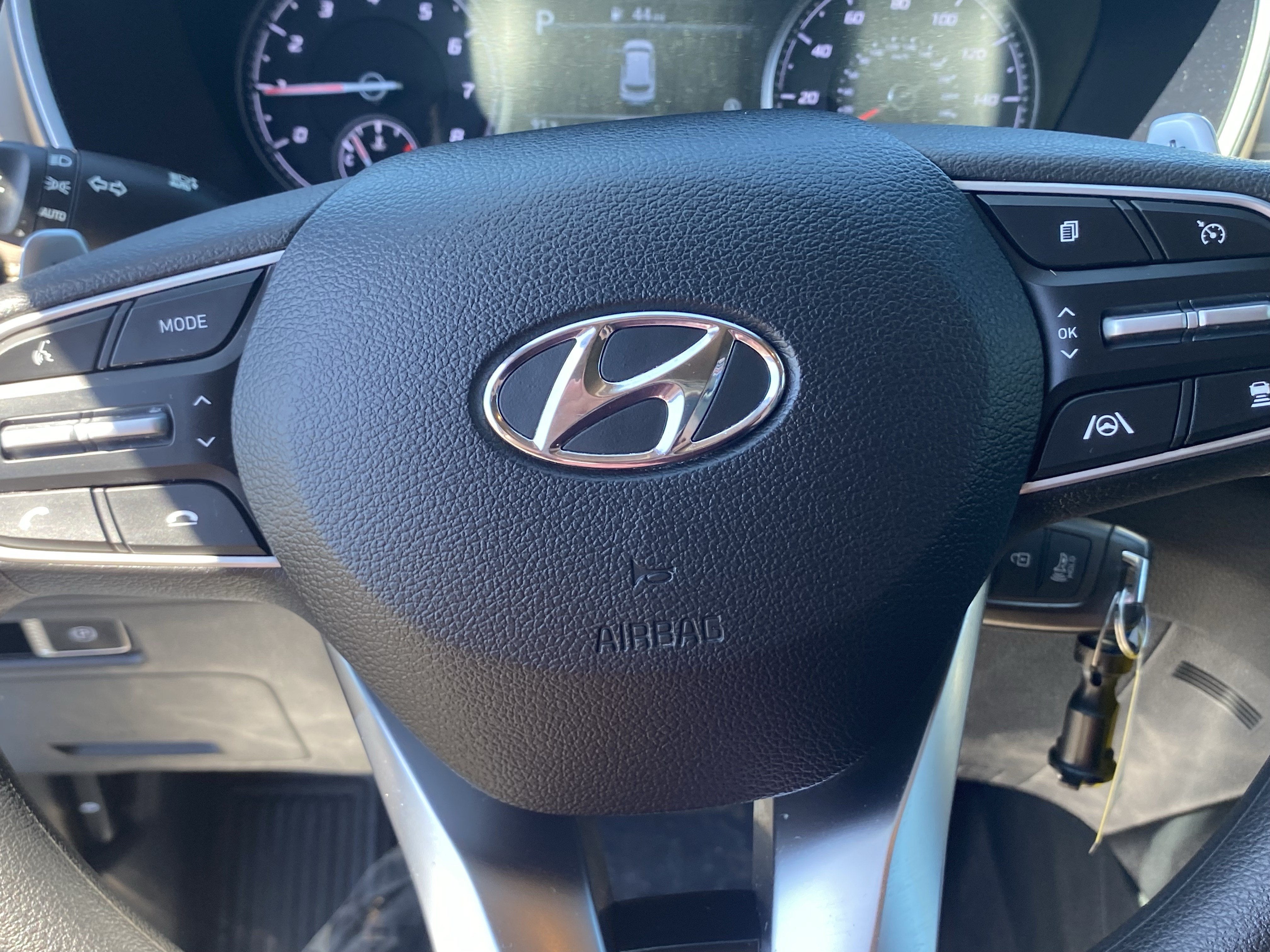 2023 Hyundai SANTA FE SE