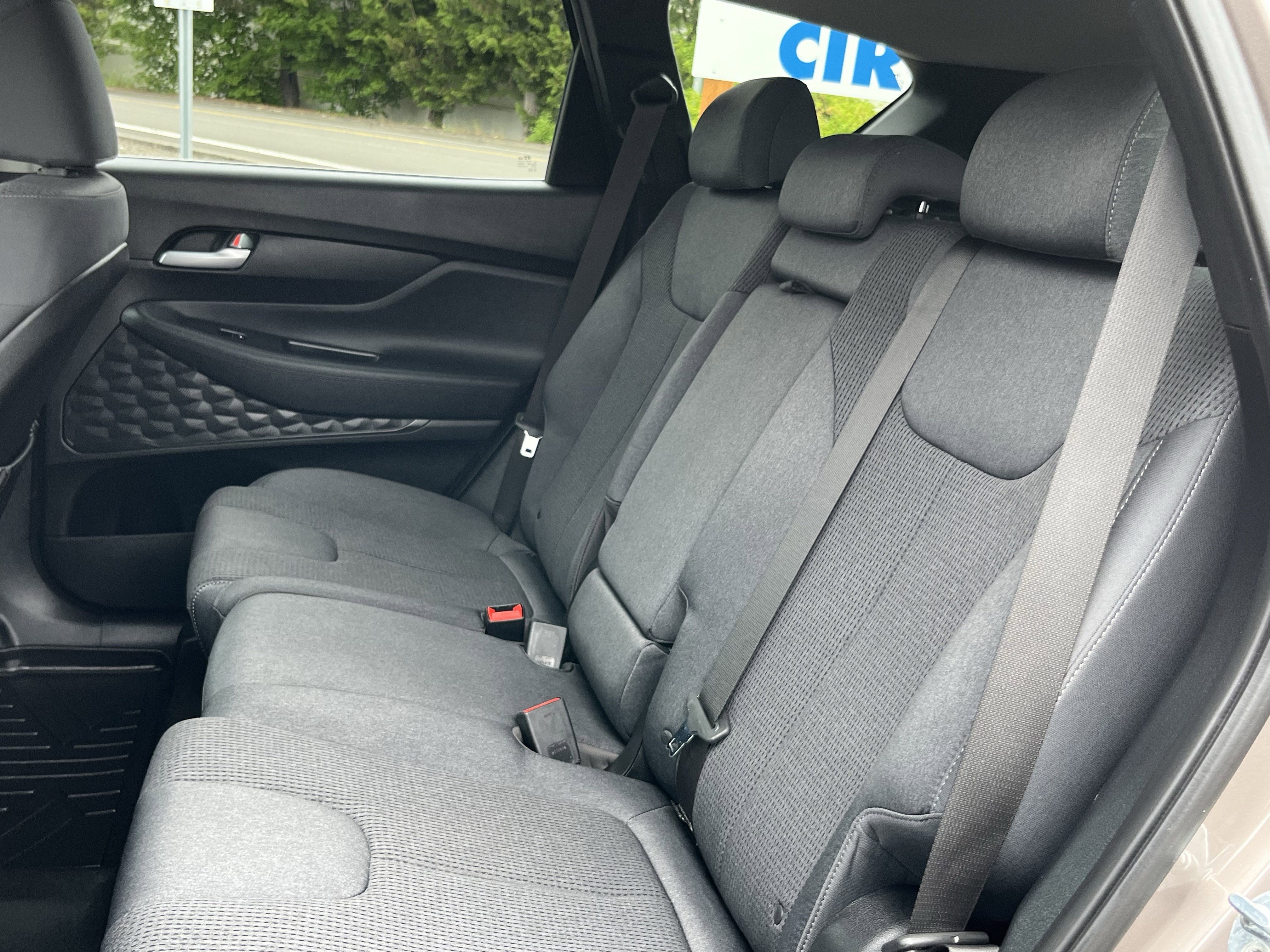 2019 Hyundai SANTA FE SE
