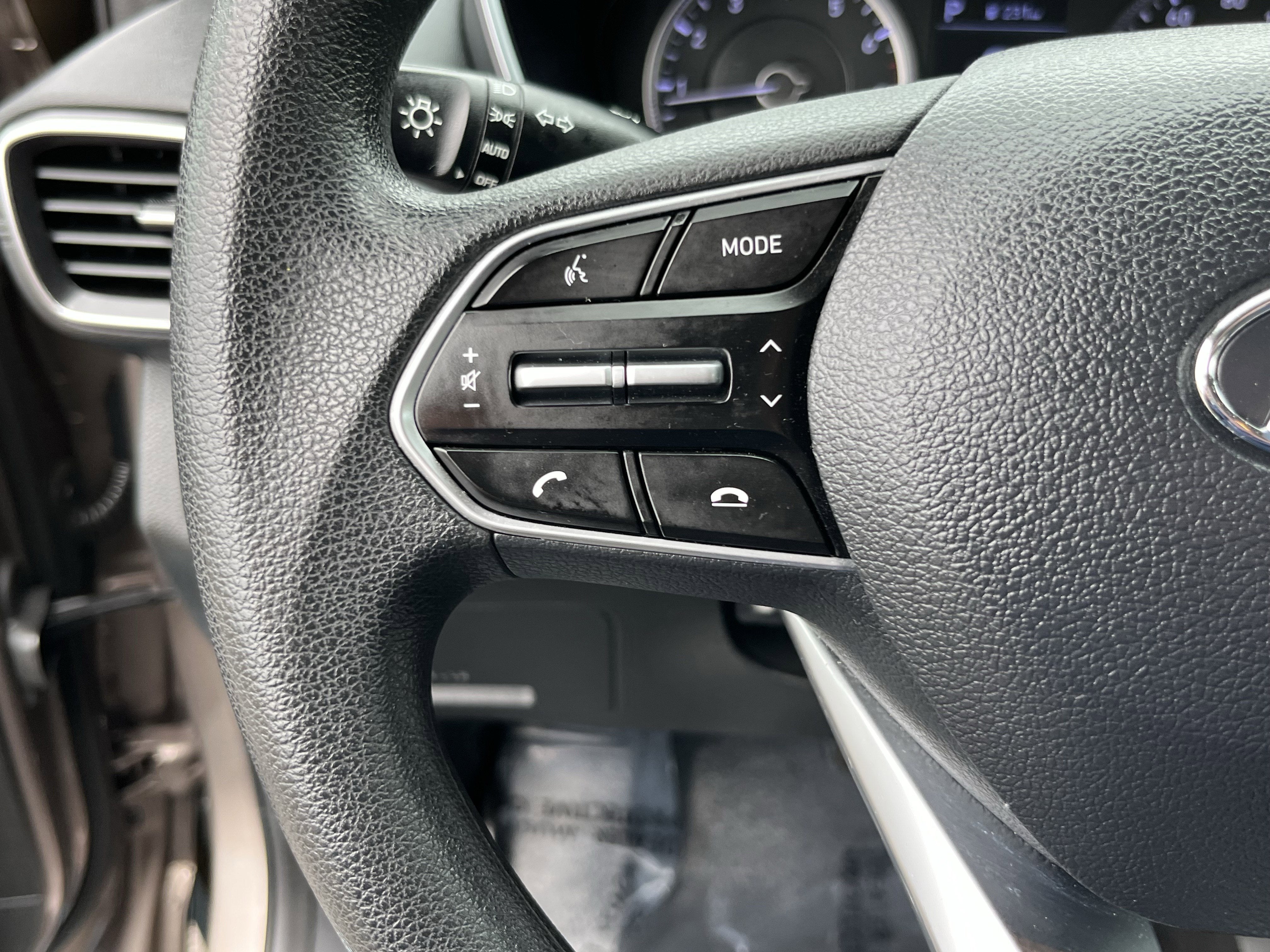 2019 Hyundai SANTA FE SE