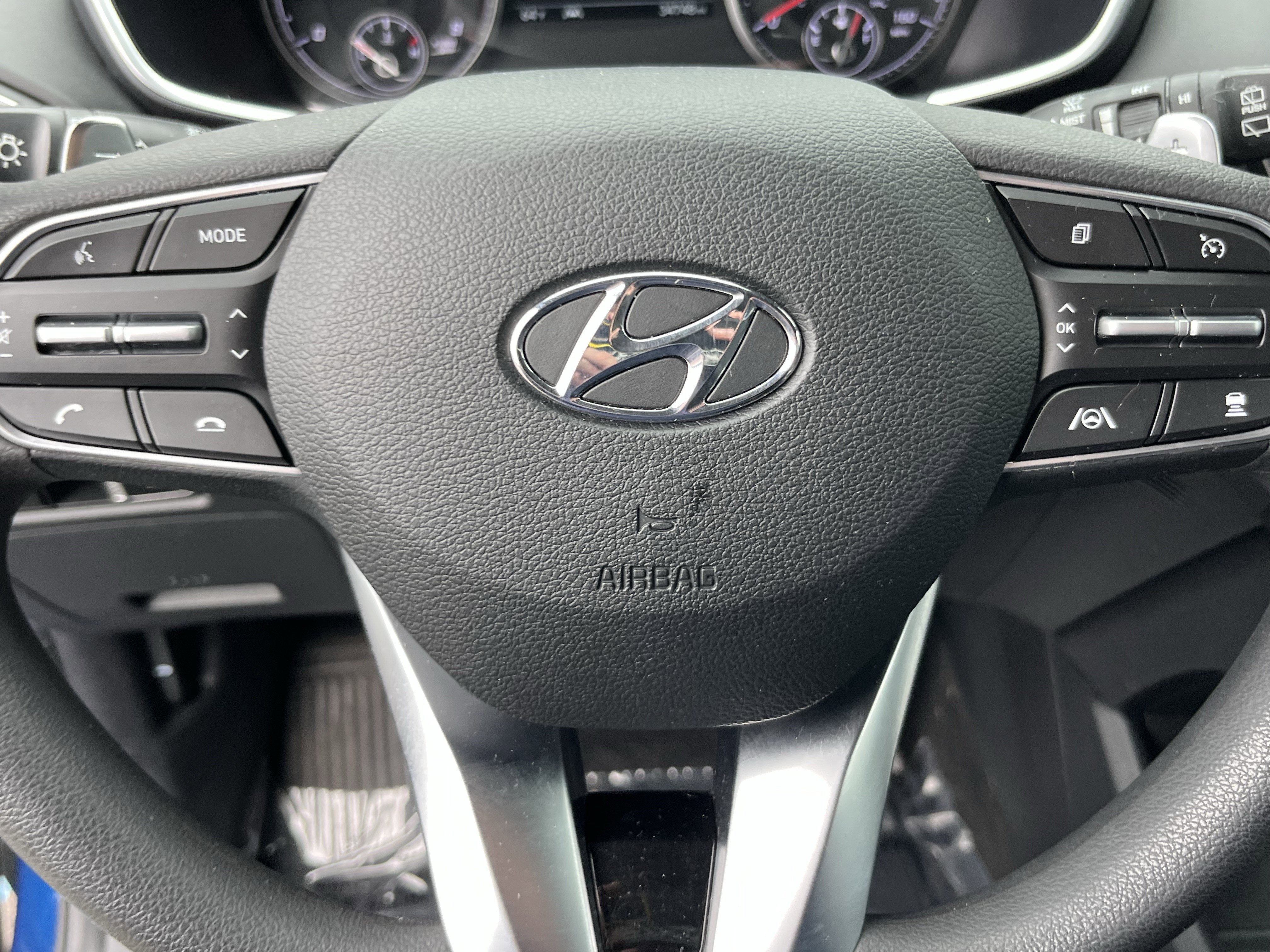 2021 Hyundai SANTA FE SEL