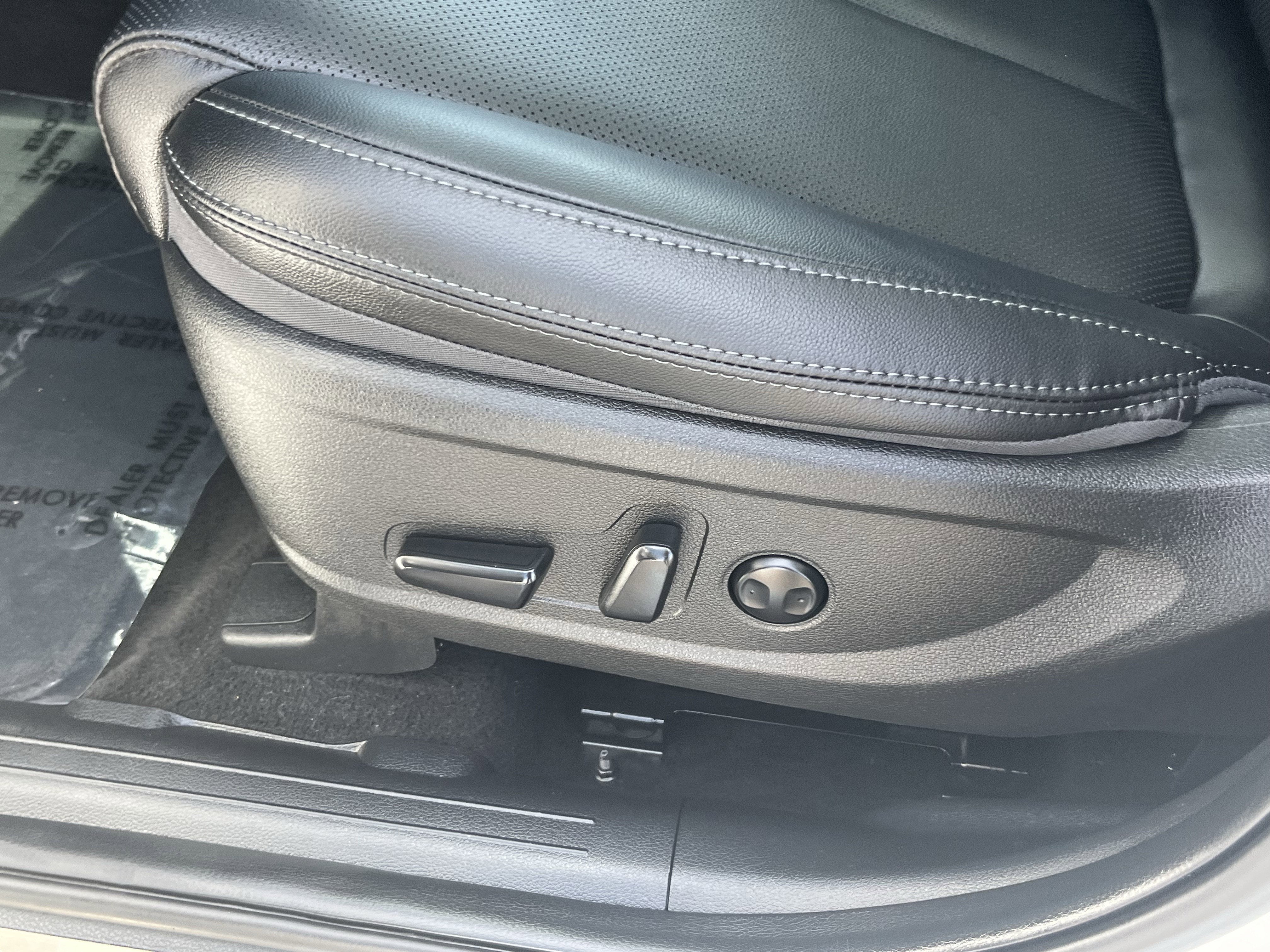 2023 Hyundai SANTA FE HYBRID SEL Premium
