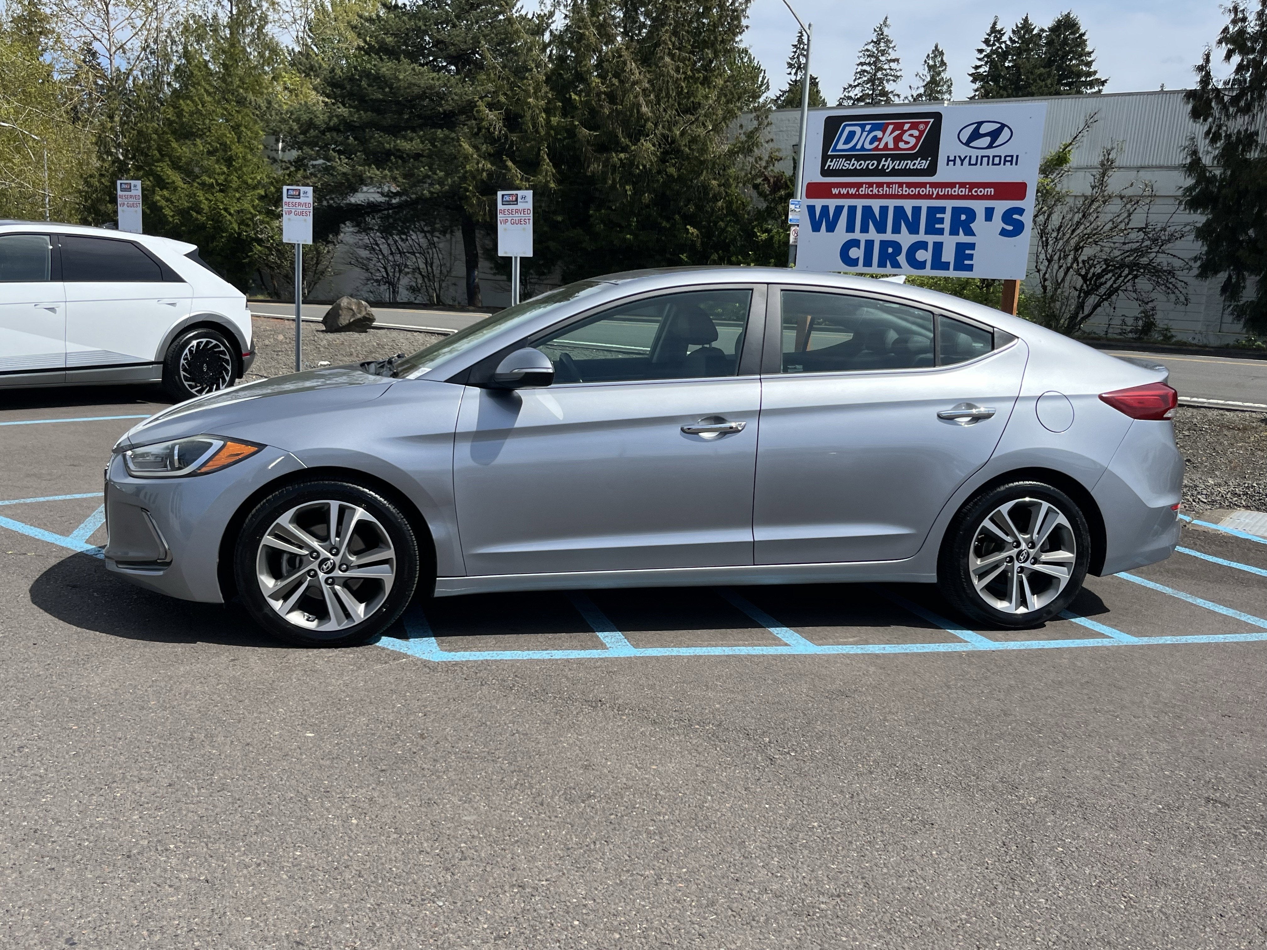 2017 Hyundai ELANTRA Limited