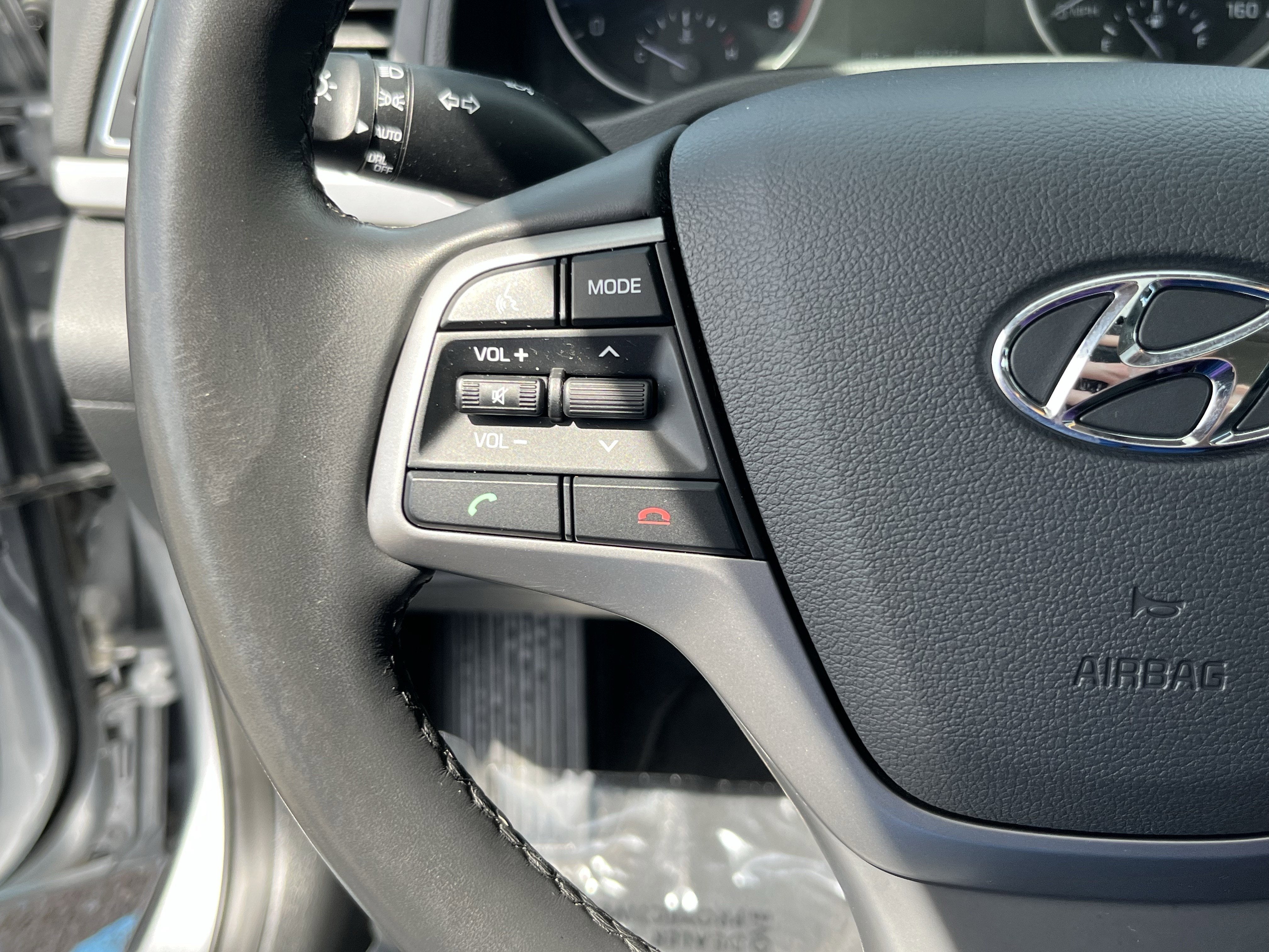 2017 Hyundai ELANTRA Limited