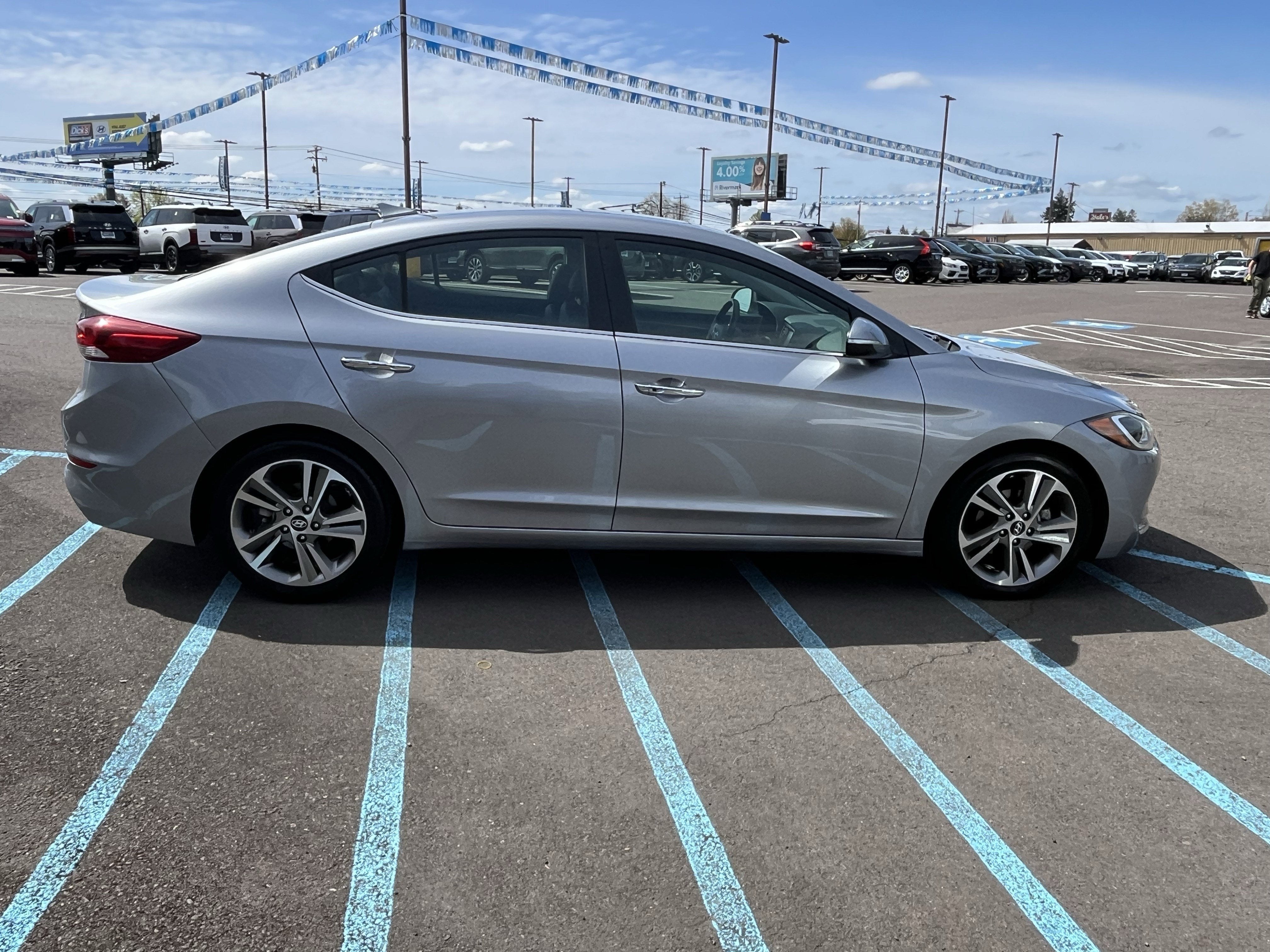 2017 Hyundai ELANTRA Limited