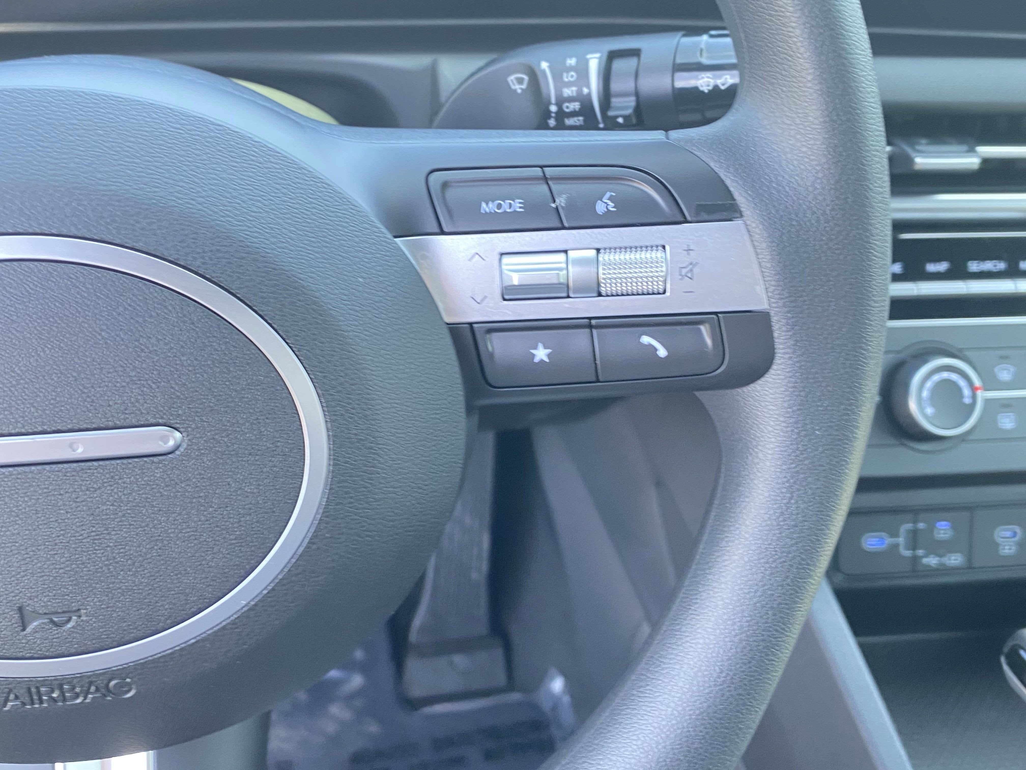 2025 Hyundai SANTA CRUZ SE