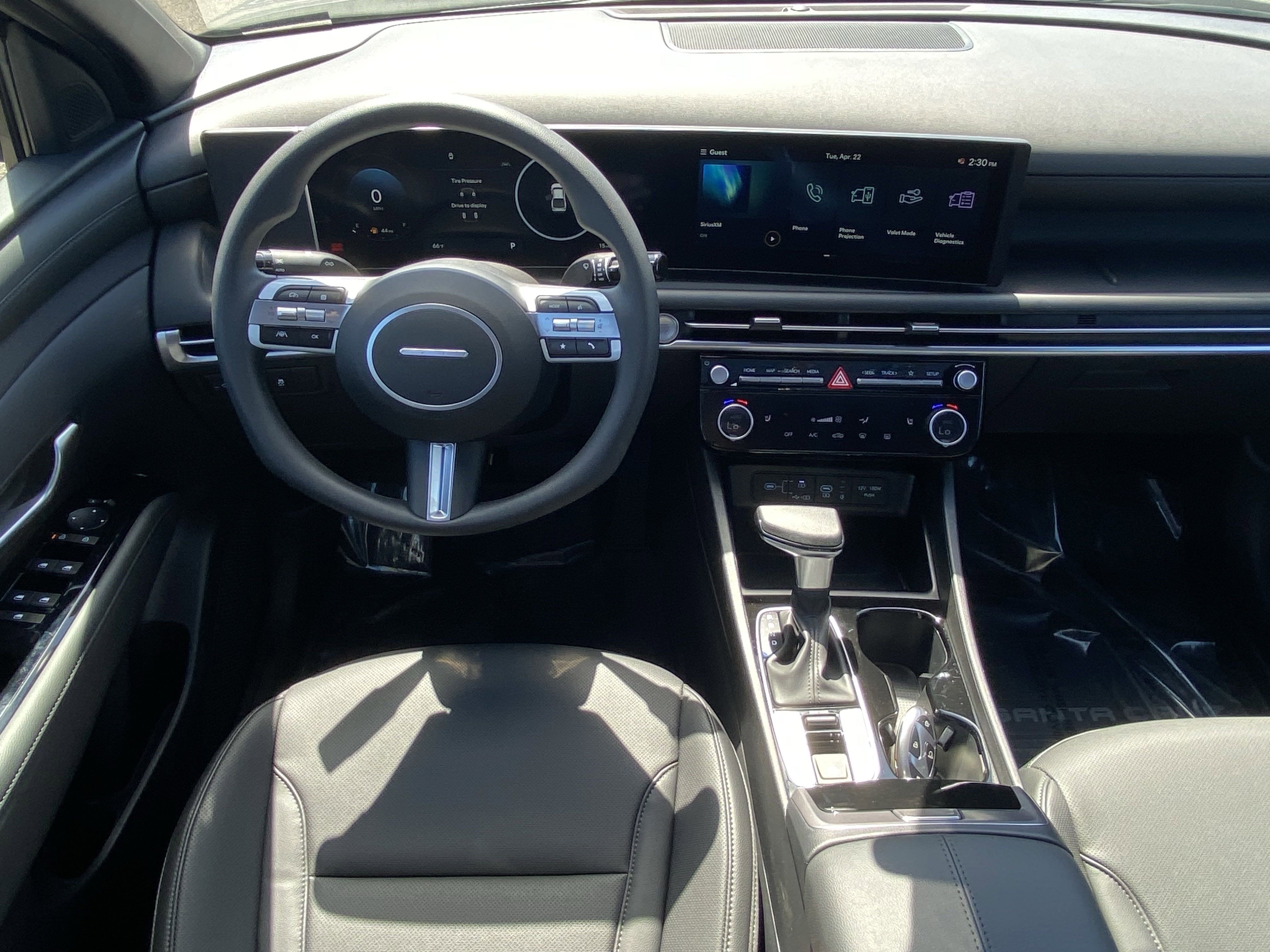 2025 Hyundai SANTA CRUZ SEL Activity