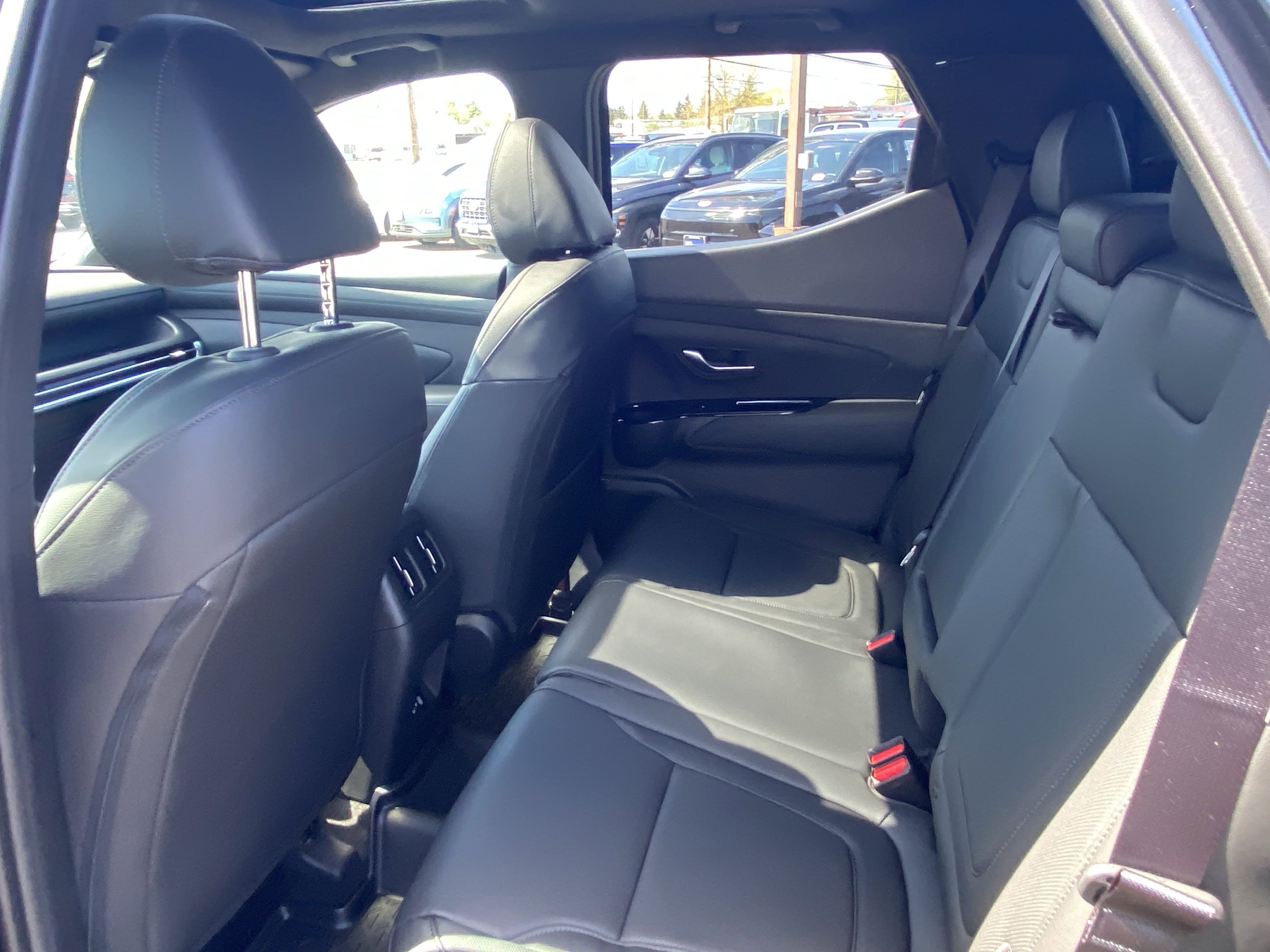 2025 Hyundai SANTA CRUZ SEL Activity