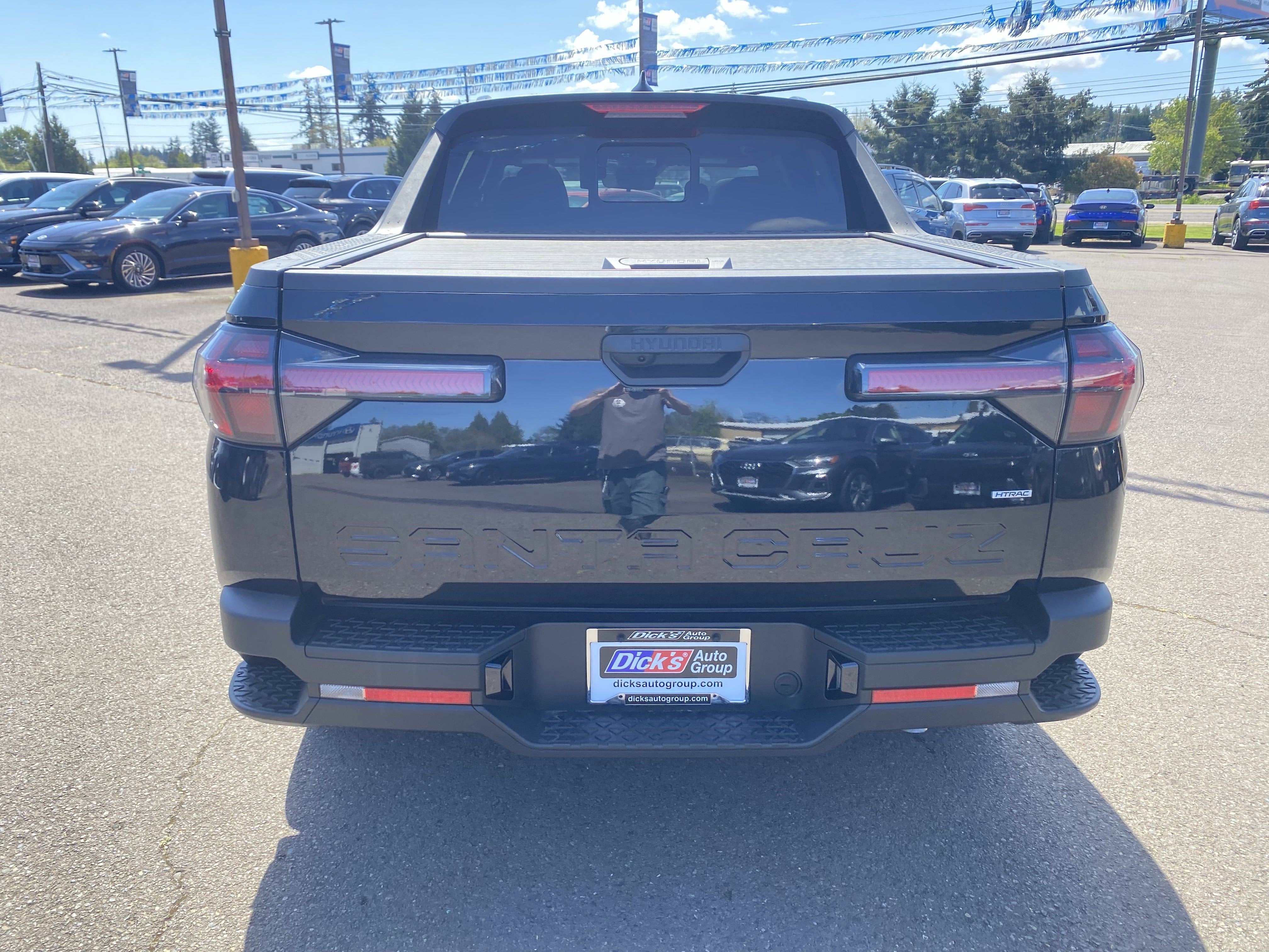 2025 Hyundai SANTA CRUZ SEL Activity